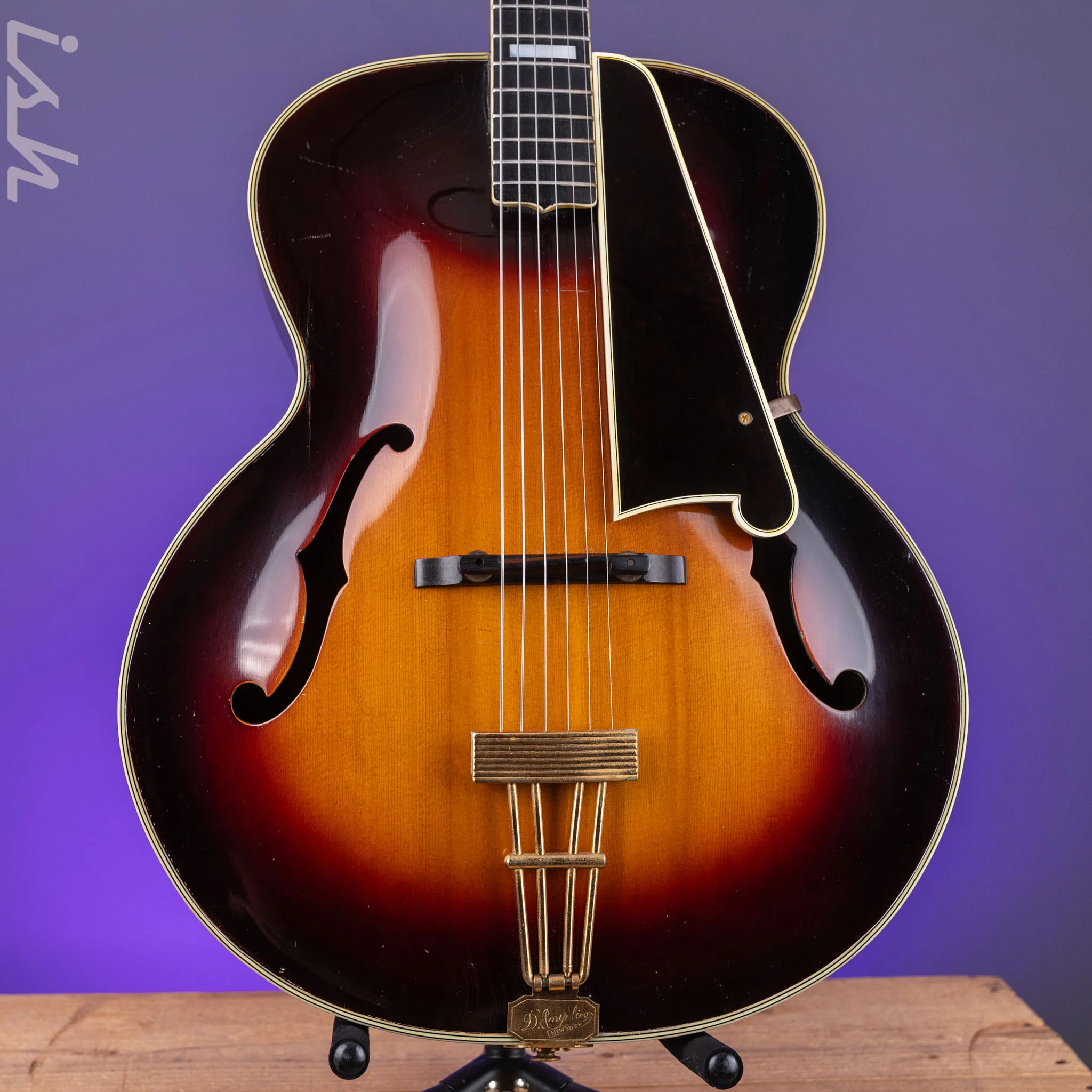 1940 D’Angelico Style B ArchTop Tobacco Burst