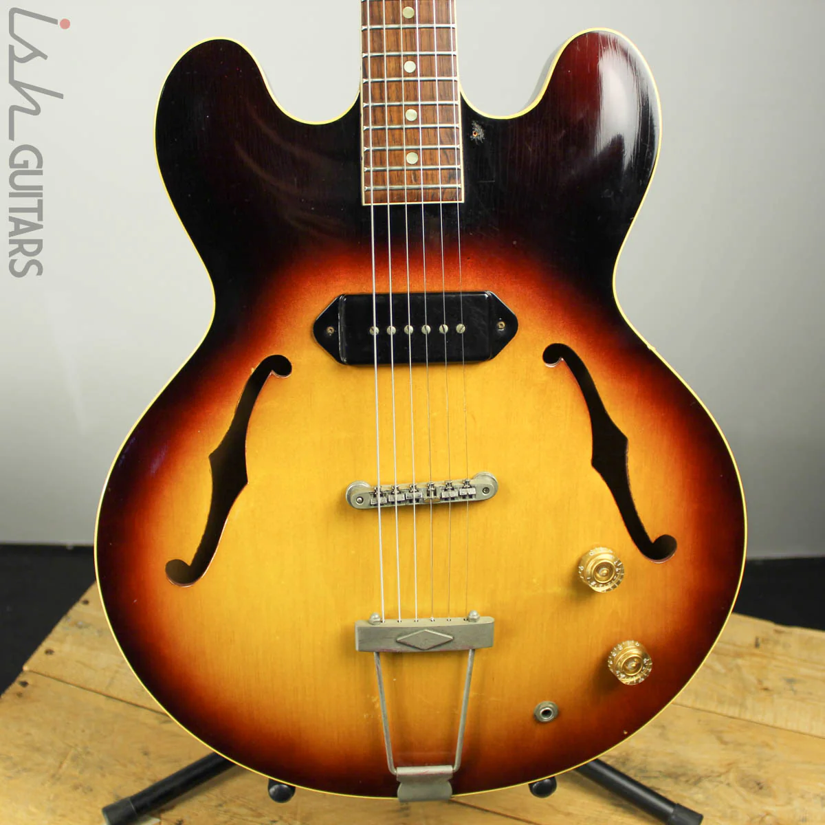 1960 Gibson ES-330 Sunburst Hollowbody Guitar