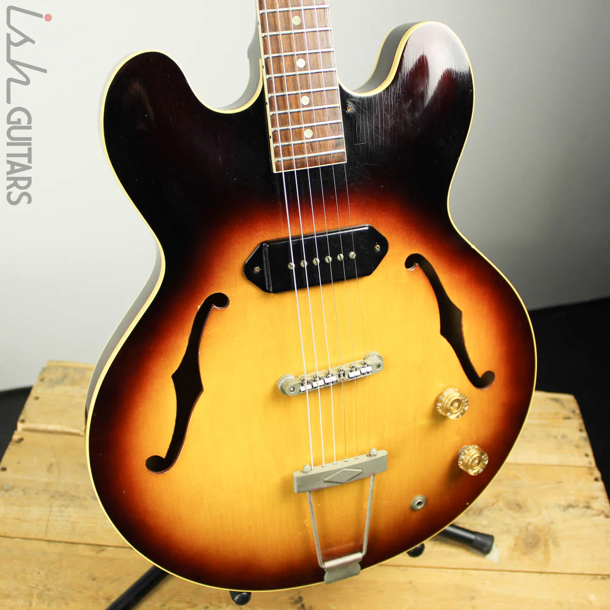1960 Gibson ES-330 Sunburst Hollowbody Guitar - Image 2