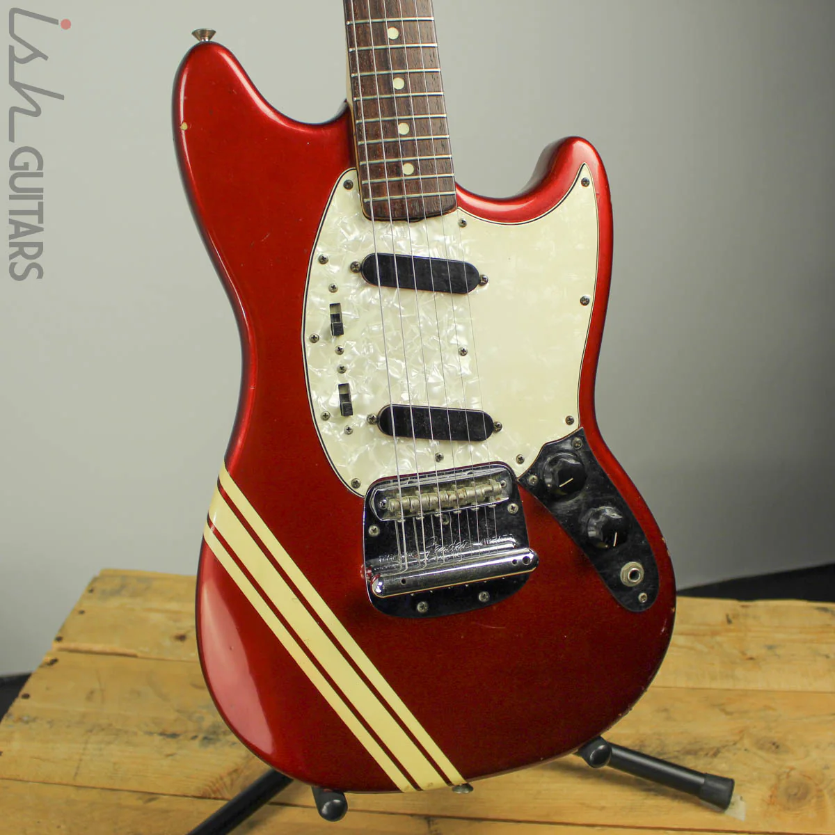 1973 1974 Fender Mustang Red with Competition Racing Stripes (DEMO VIDEO)