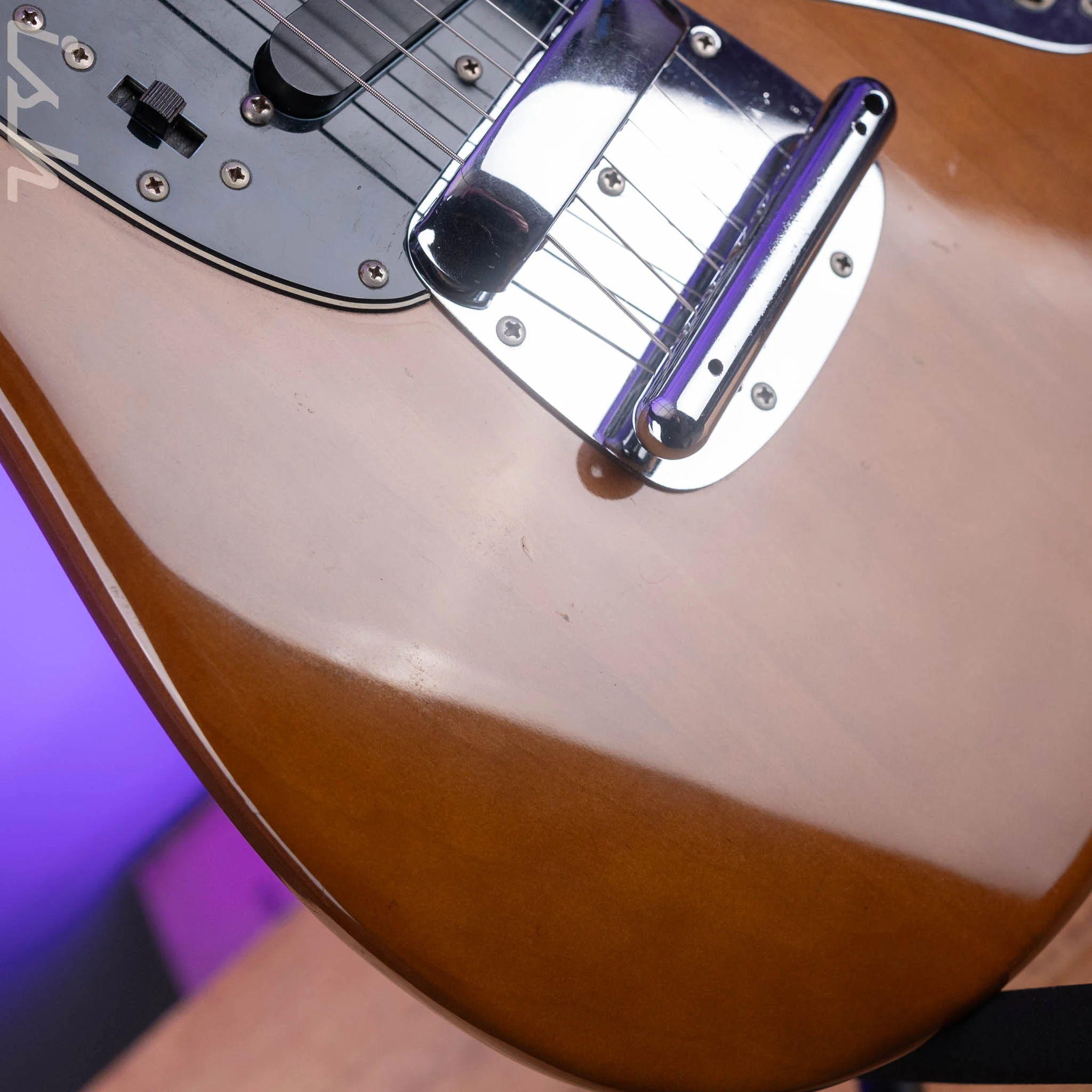 1975 Fender Mustang Mocha - Image 6