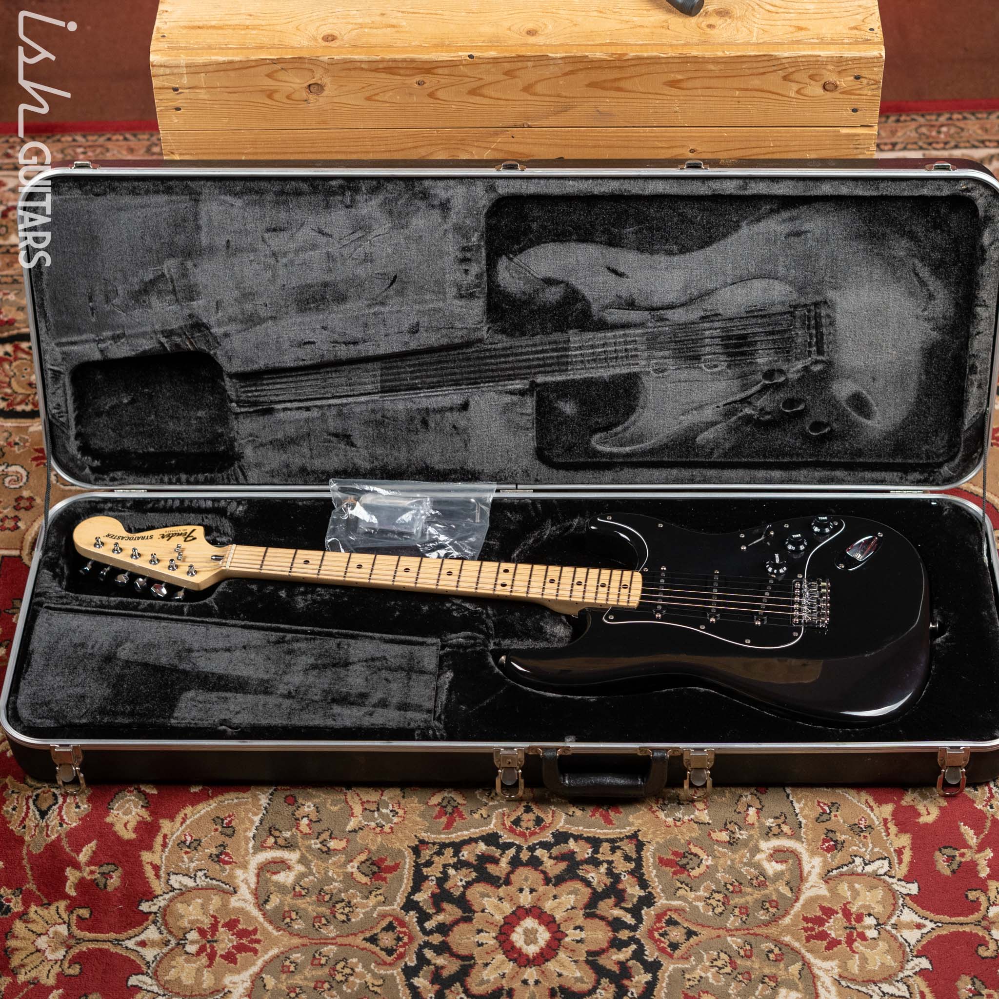 1979 Fender Stratocaster Black - Image 20