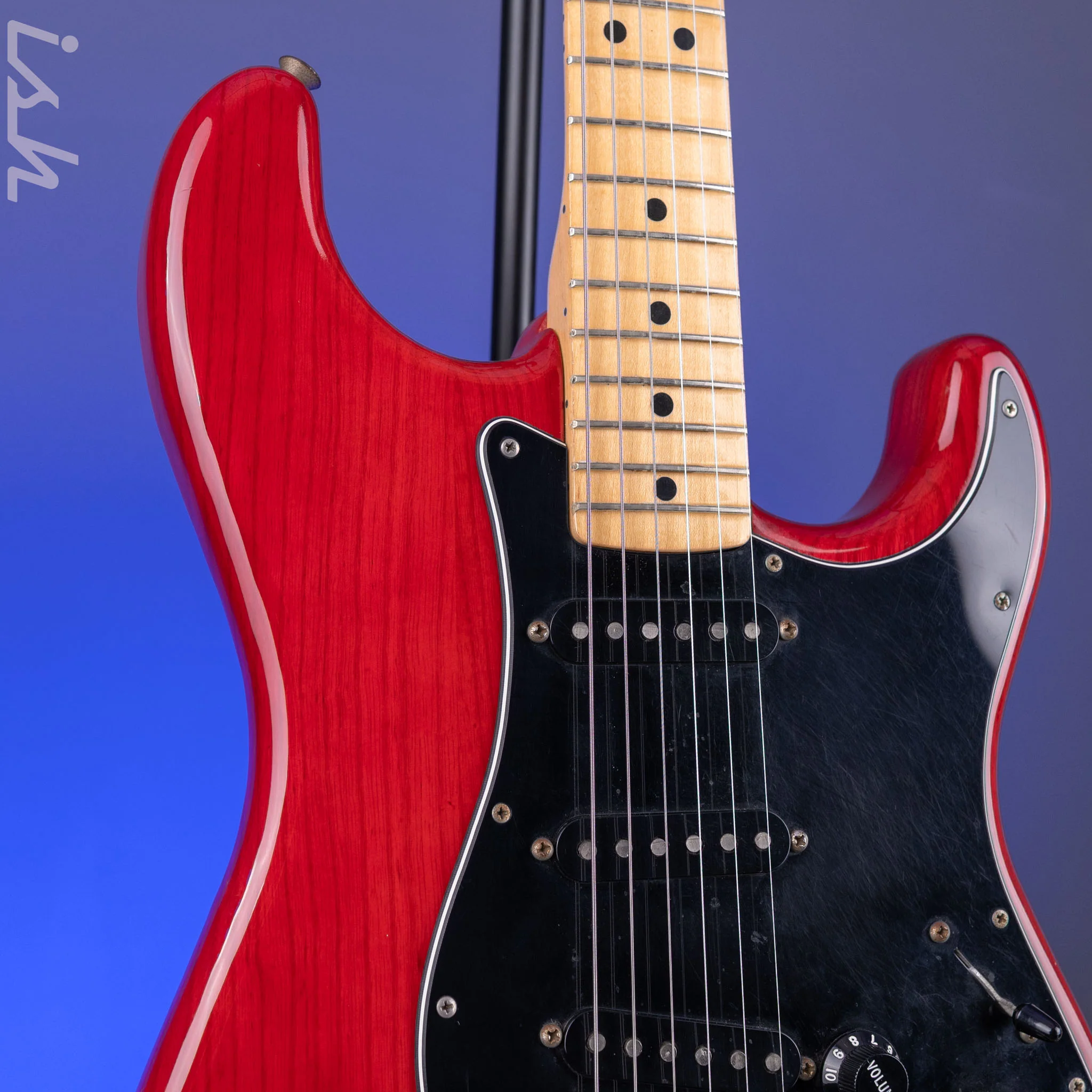1979 Fender Stratocaster Transparent Red - Image 4