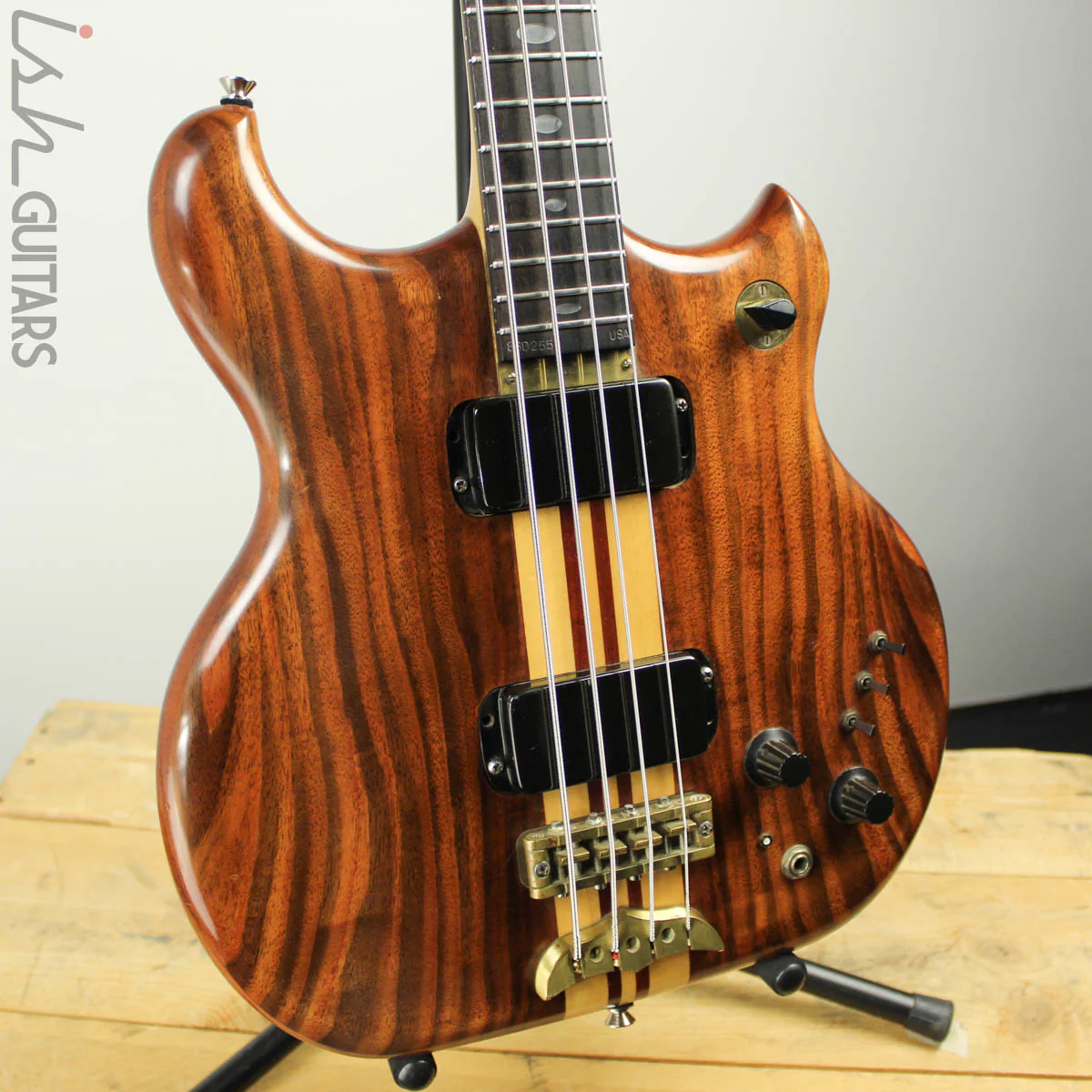 1983 Alembic Distillate Natural w/ Coffin Case