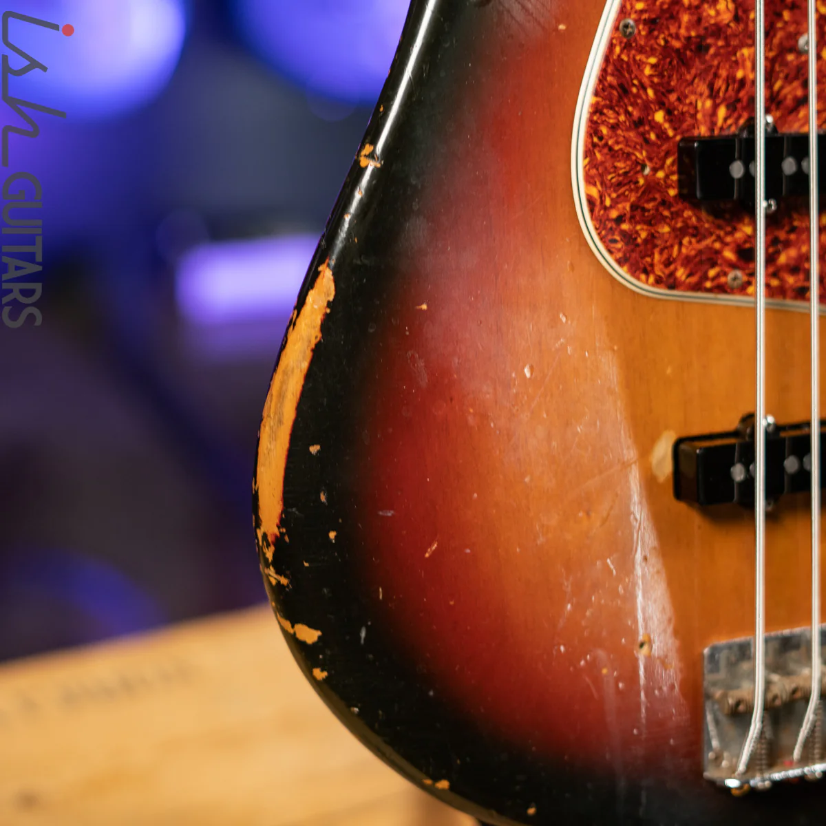 1983 Fender Fullerton ‘62 Reissue Jazz Bass 3-Tone Sunburst - Image 14