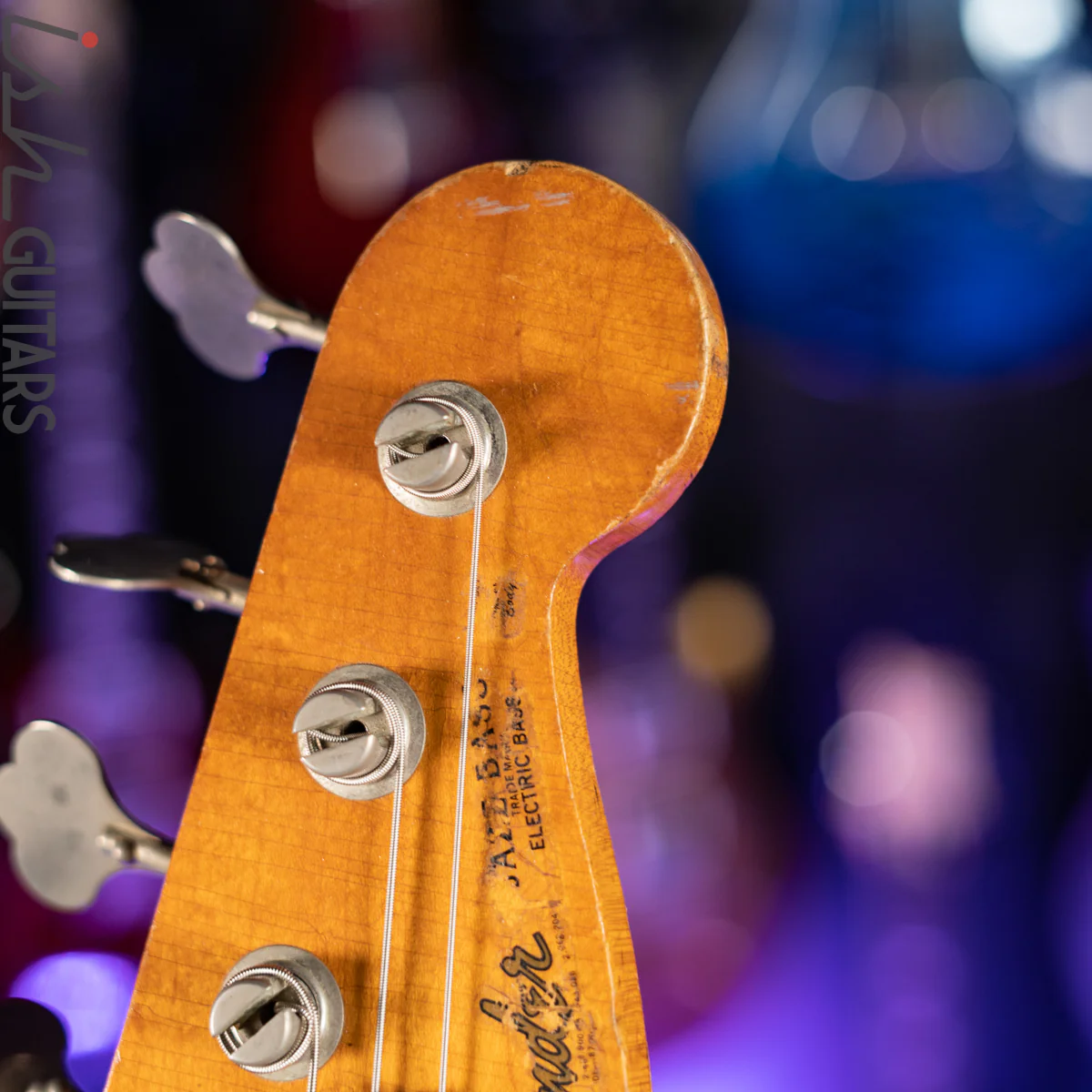 1983 Fender Fullerton ‘62 Reissue Jazz Bass 3-Tone Sunburst - Image 20