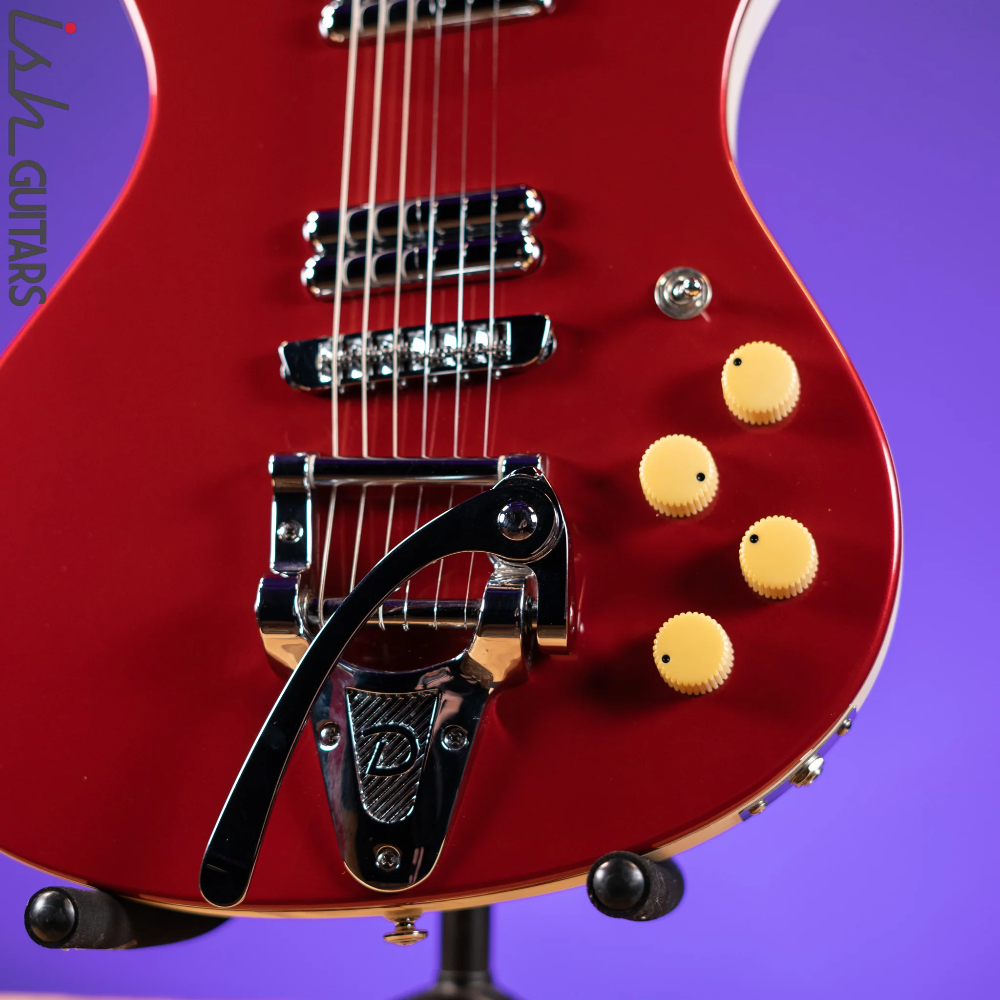 1990s Danelectro Hodad Red - Image 4