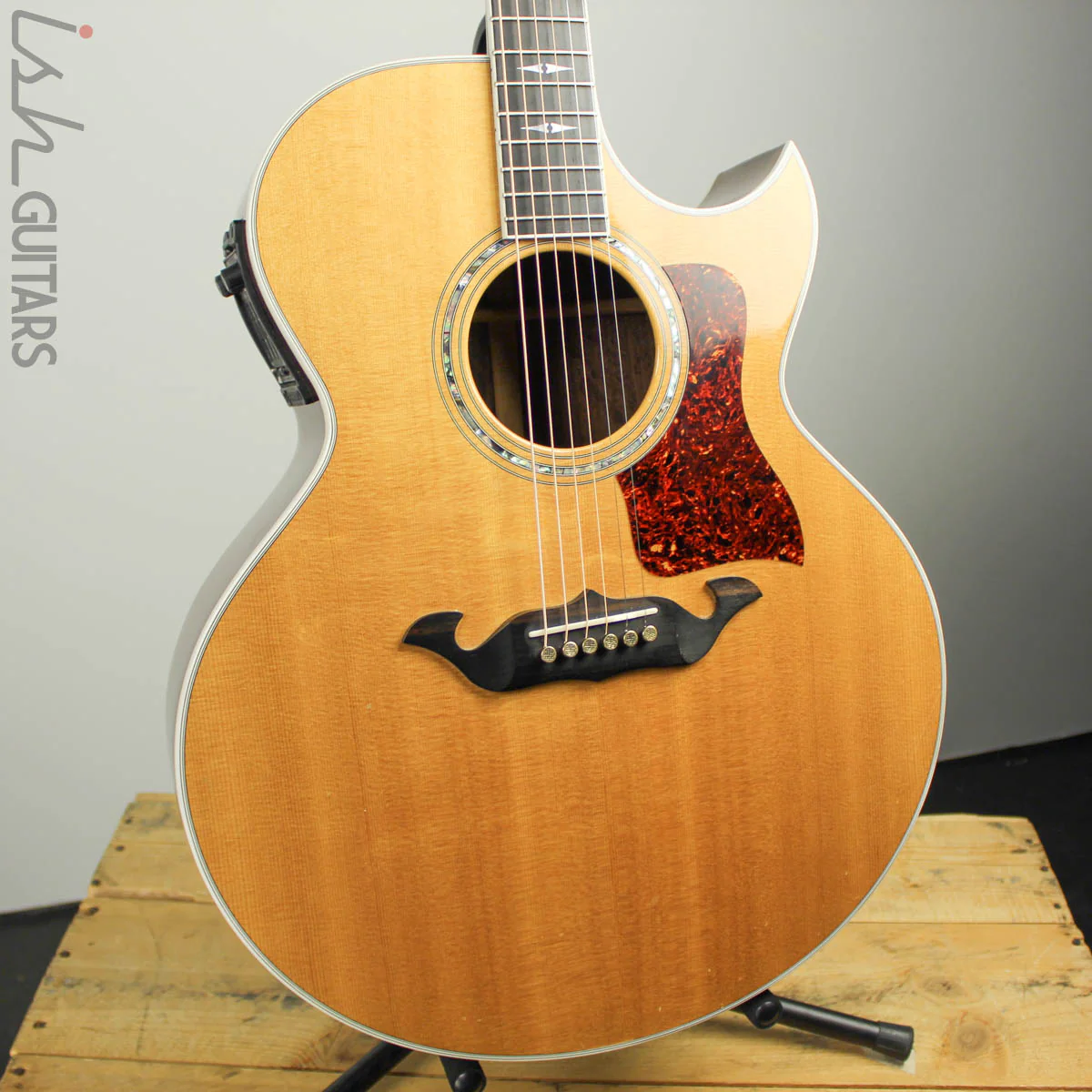 1993 Taylor 815CE w/ Case