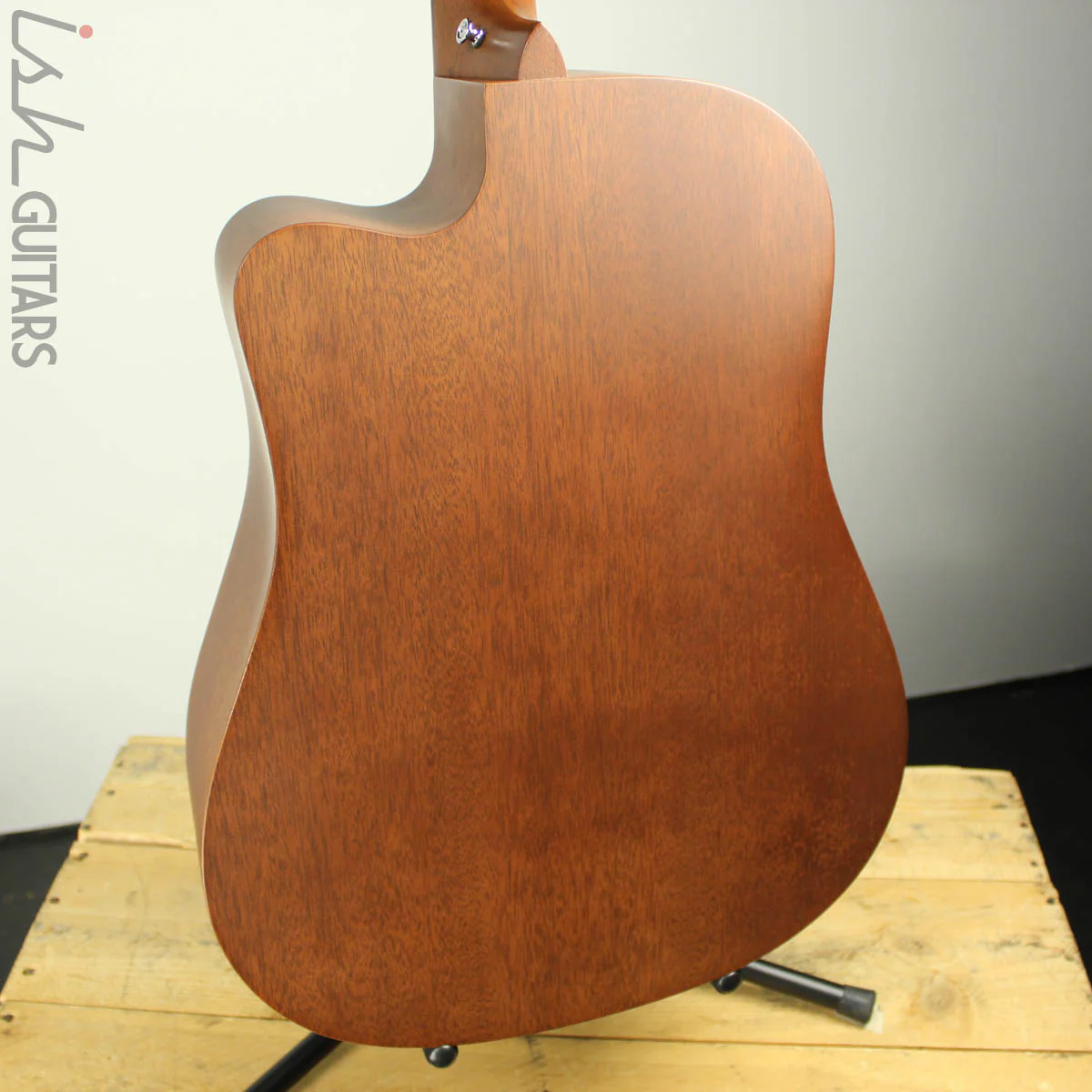 2001 Martin DC-15E Mahogany - Image 10