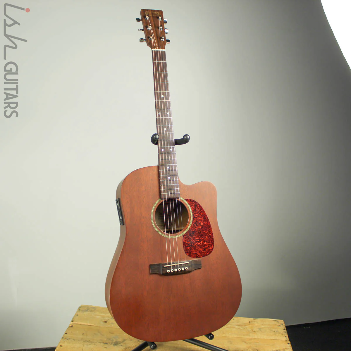2001 Martin DC-15E Mahogany - Image 2