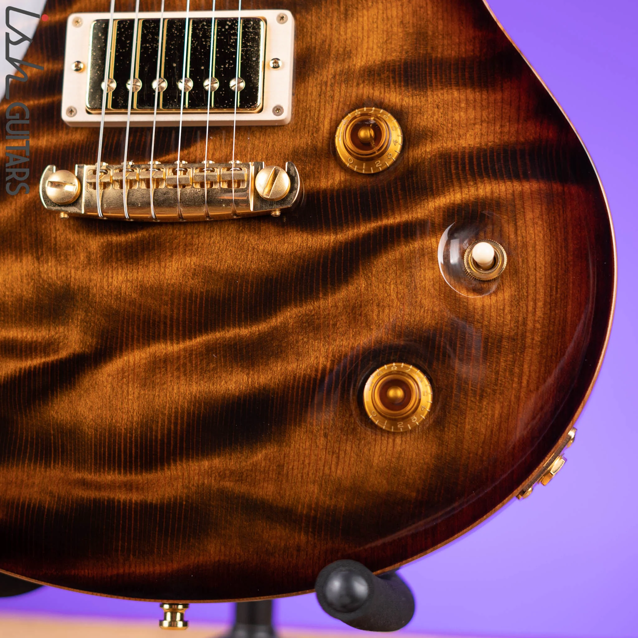 2004 Nik Huber Dolphin II Redwood Tigereye Burst - Image 4
