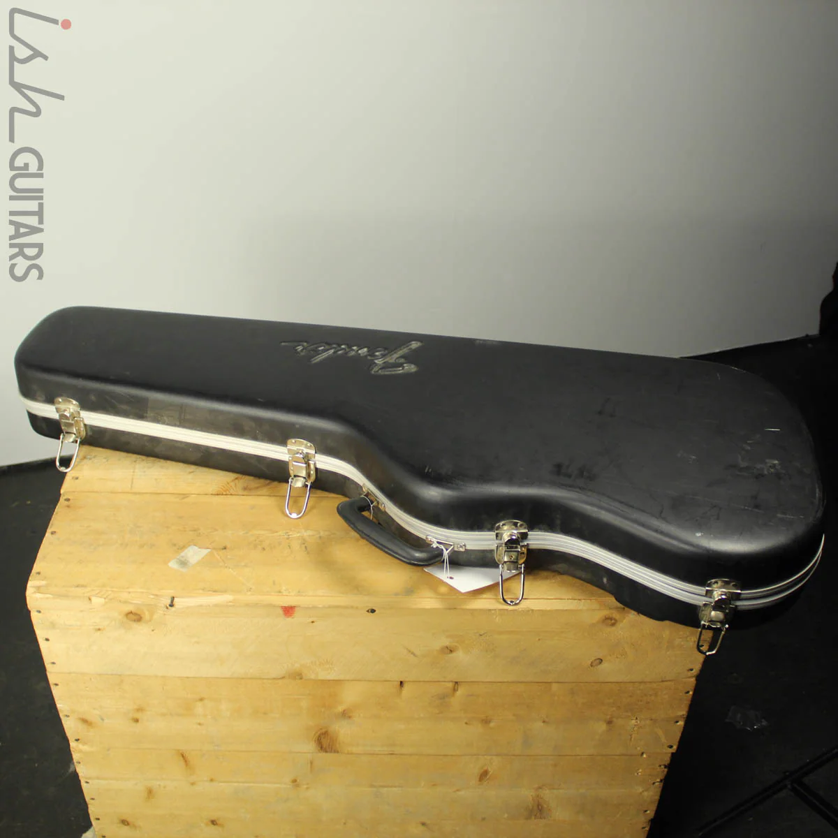 2006 Fender Telecaster Deluxe Sunburst - Image 10