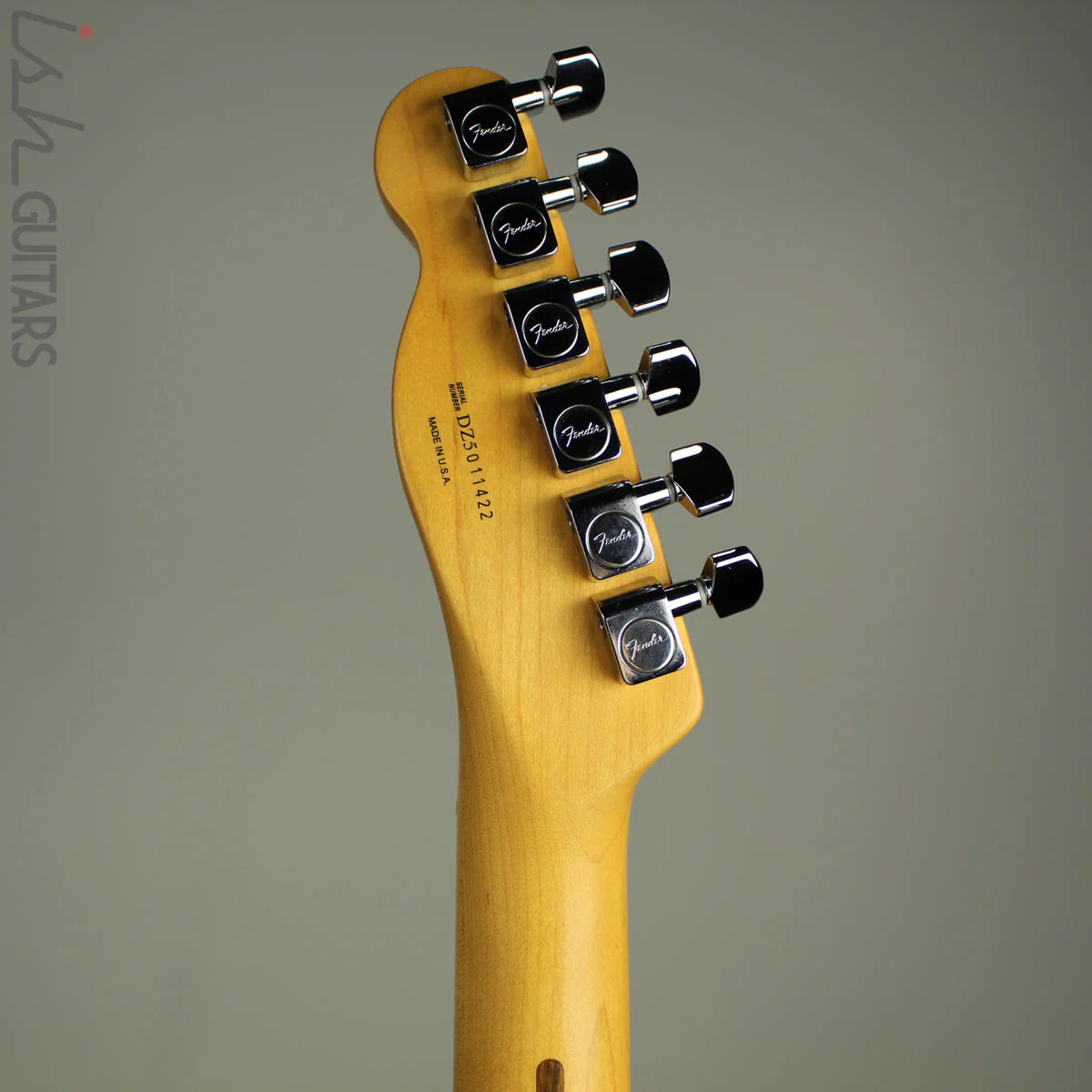 2006 Fender Telecaster Deluxe Sunburst - Image 9