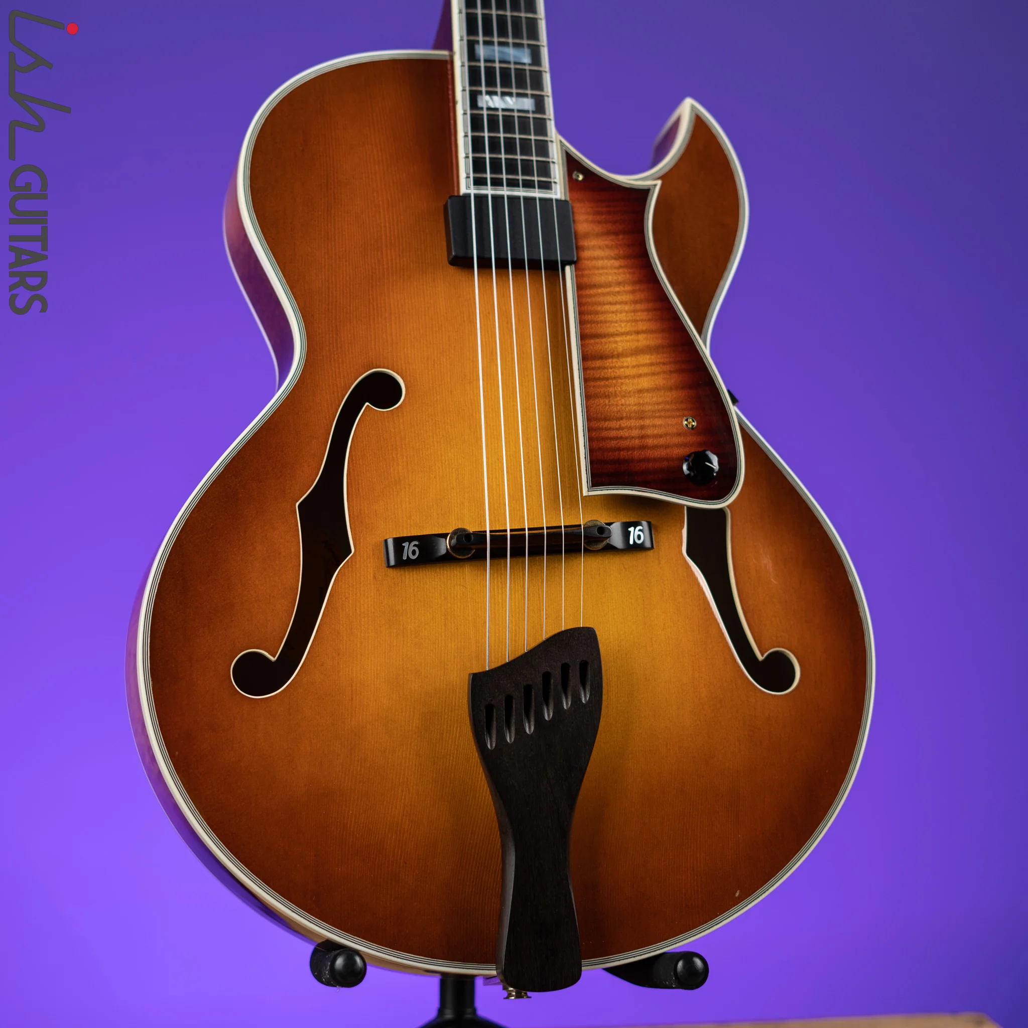 2006 Heritage Sweet 16 Hollowbody Archtop Almond Sunburst