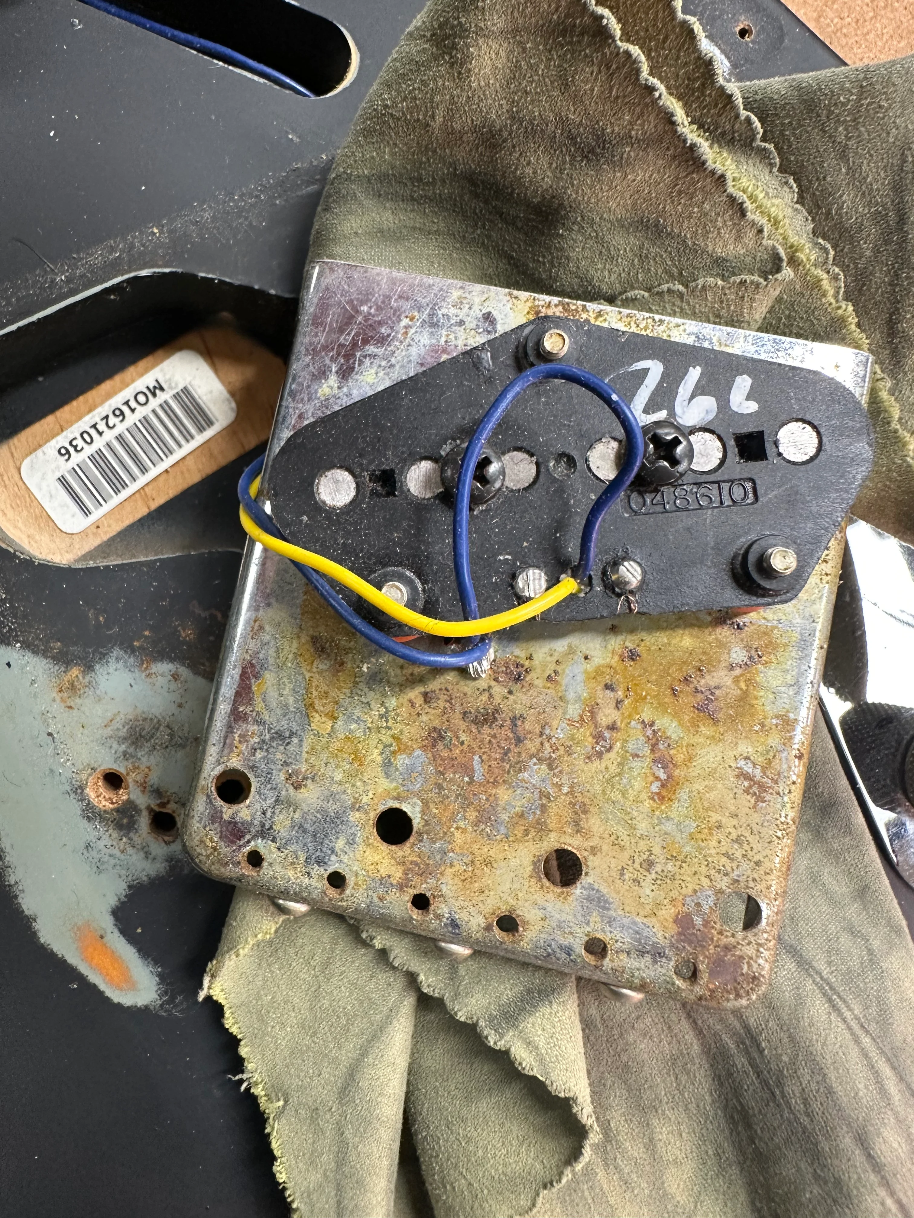 2008 Fender Joe Strummer Telecaster Relic - Image 16