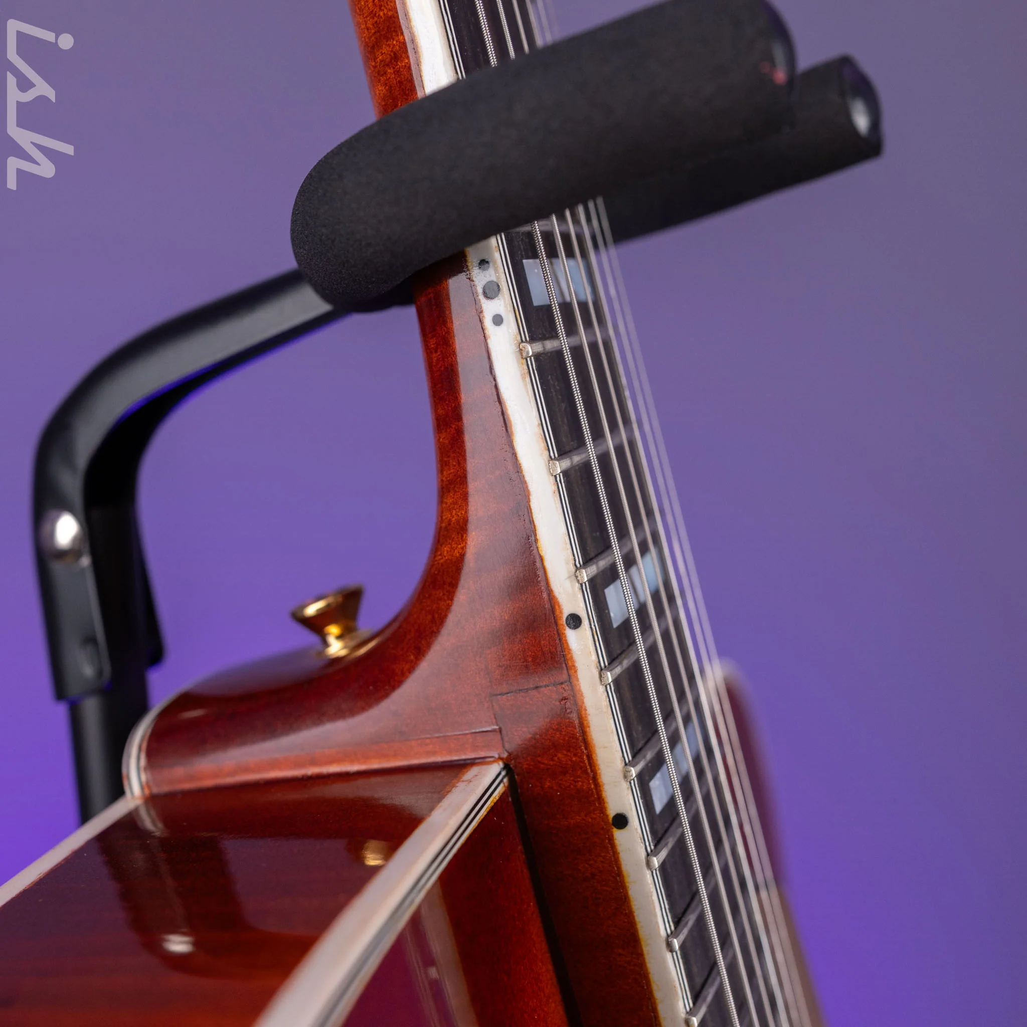 2010 Insalaco Archtop Tobacco Burst - Image 14