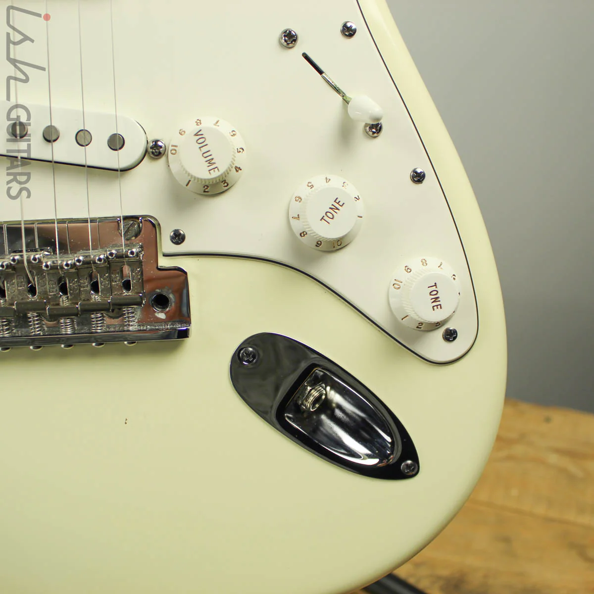 2011 Fender Stratocaster American Standard - Image 4