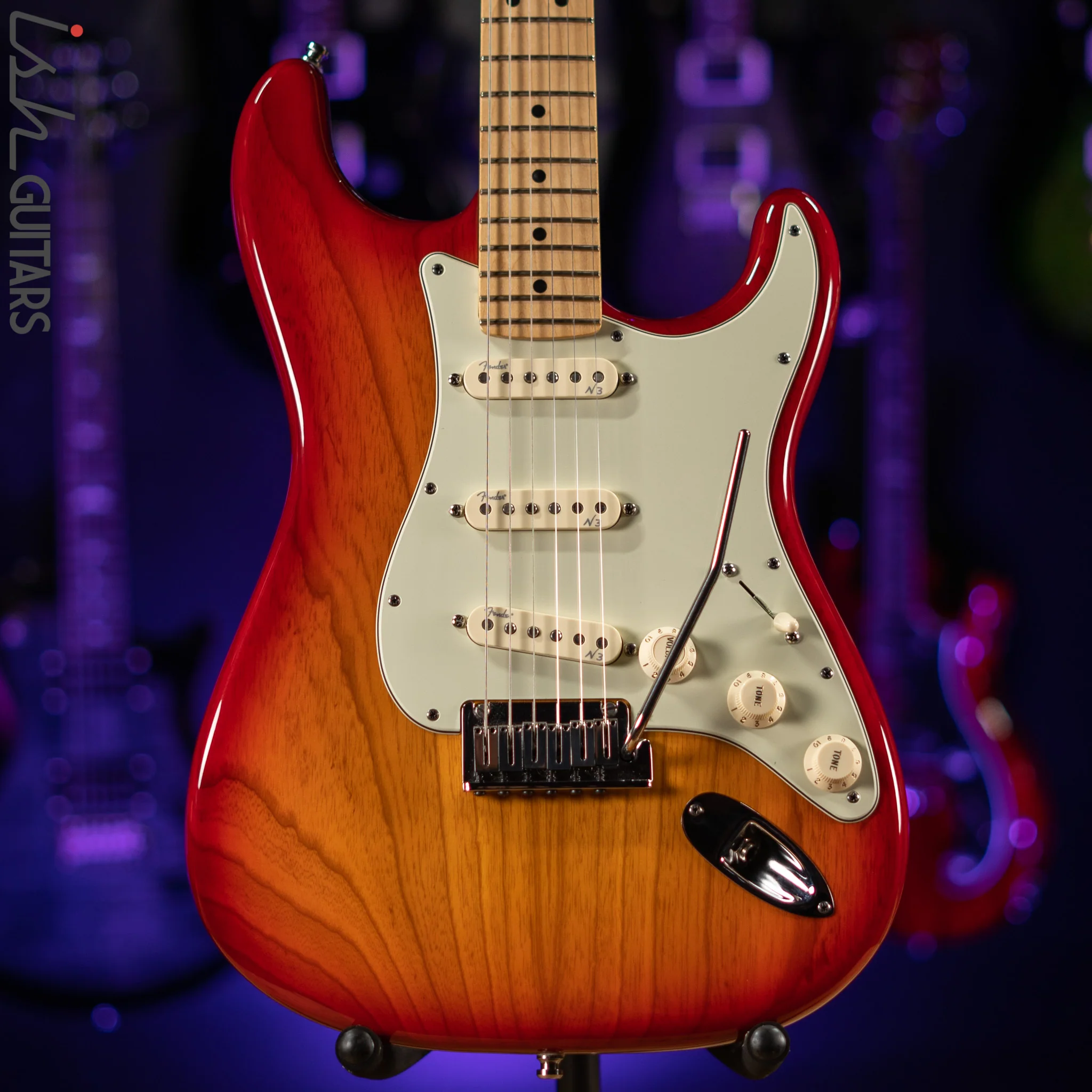 2012 Fender American Deluxe Stratocaster Sienna Sunburst