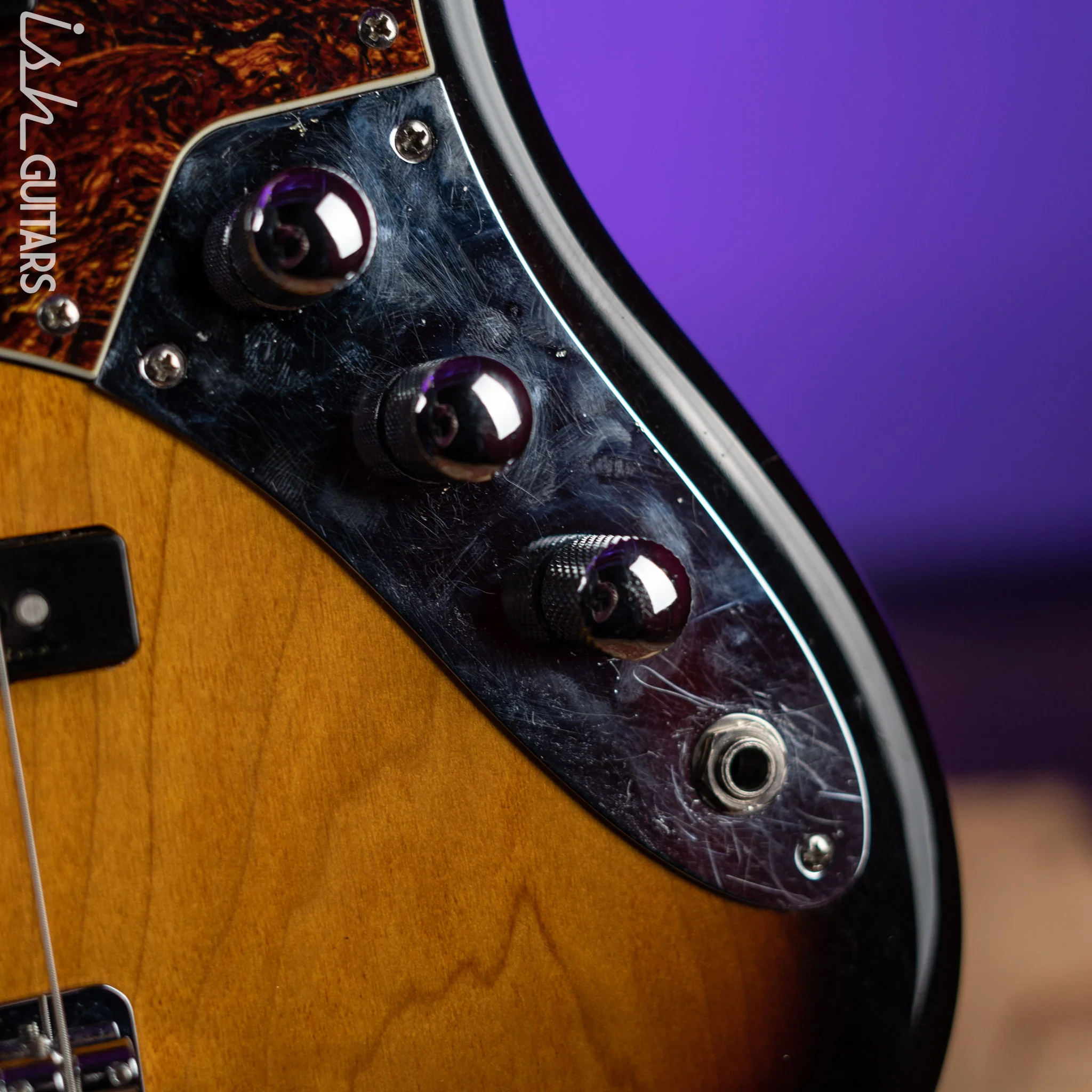 2012 Squier Classic Vibe Jazz Bass - Image 6