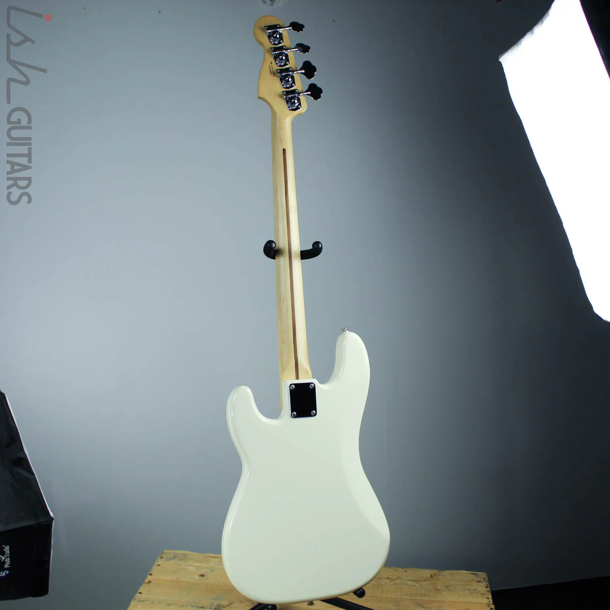 2013 Fender MIM Standard Precision Bass Polar White Maple Fretboard - Image 6