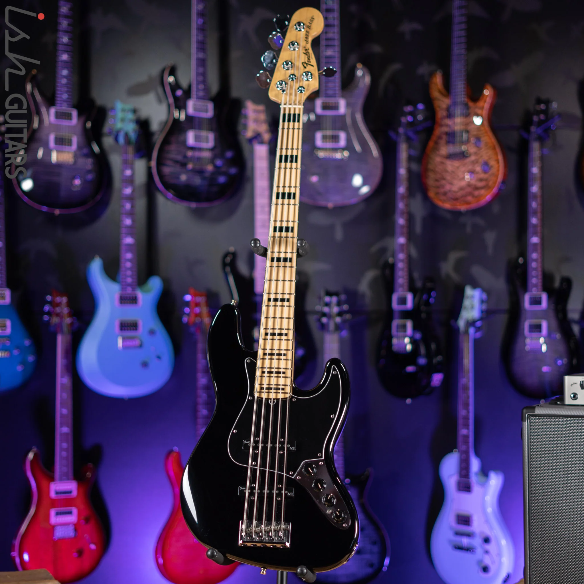 2015 Fender American Deluxe Jazz Bass Black - Image 2
