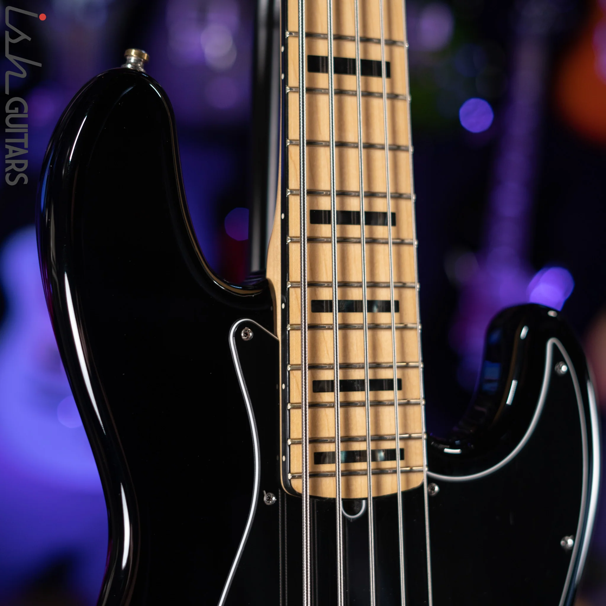 2015 Fender American Deluxe Jazz Bass Black - Image 3