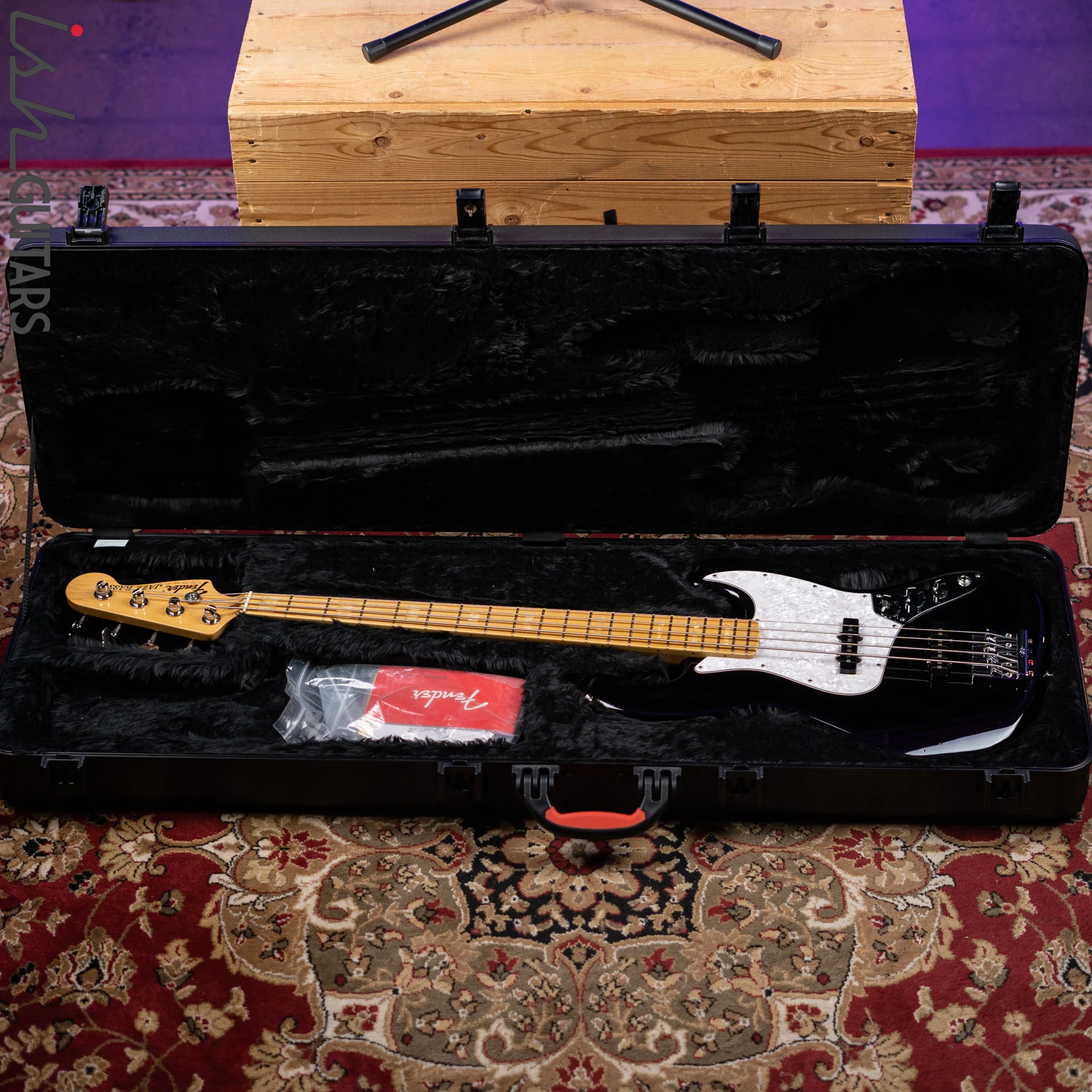 2016 Fender USA Geddy Lee Jazz Bass Black - Image 19