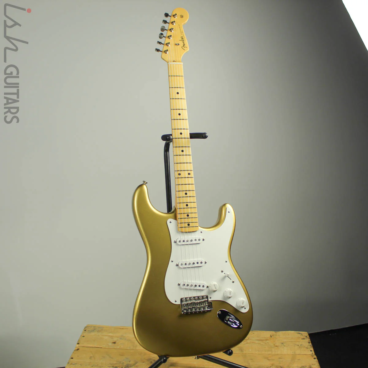 2018 Fender American Original ‘50s Stratocaster Gold Aztec Gold - Image 2