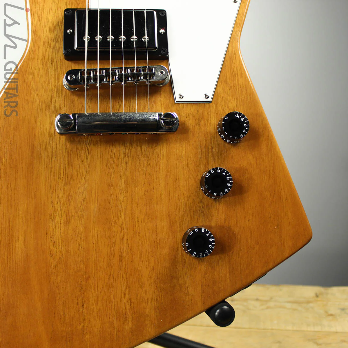 2018 Gibson Explorer Antique Natural - Image 3