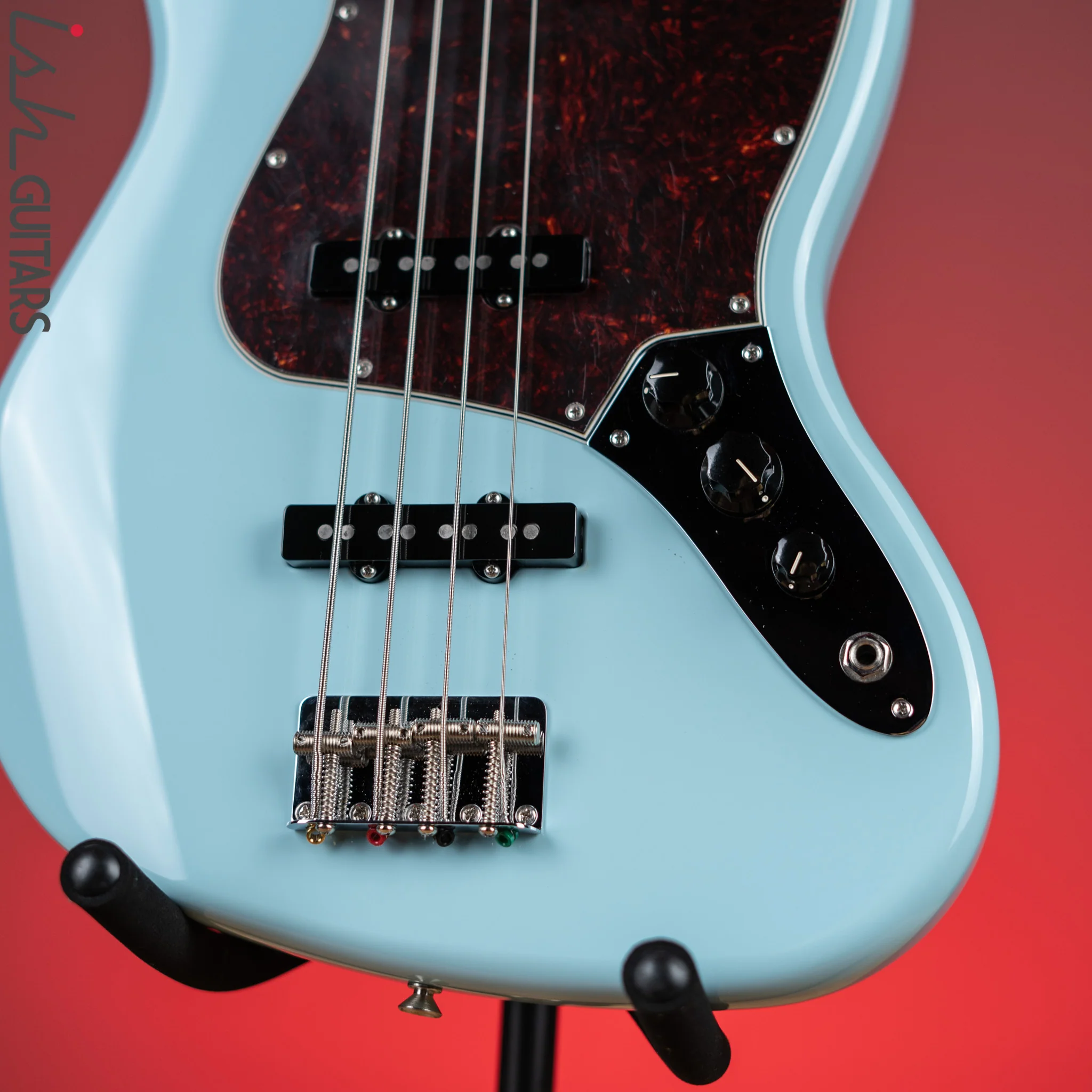 2019 Fender Vintera 60’s Jazz Bass Daphne Blue - Image 4