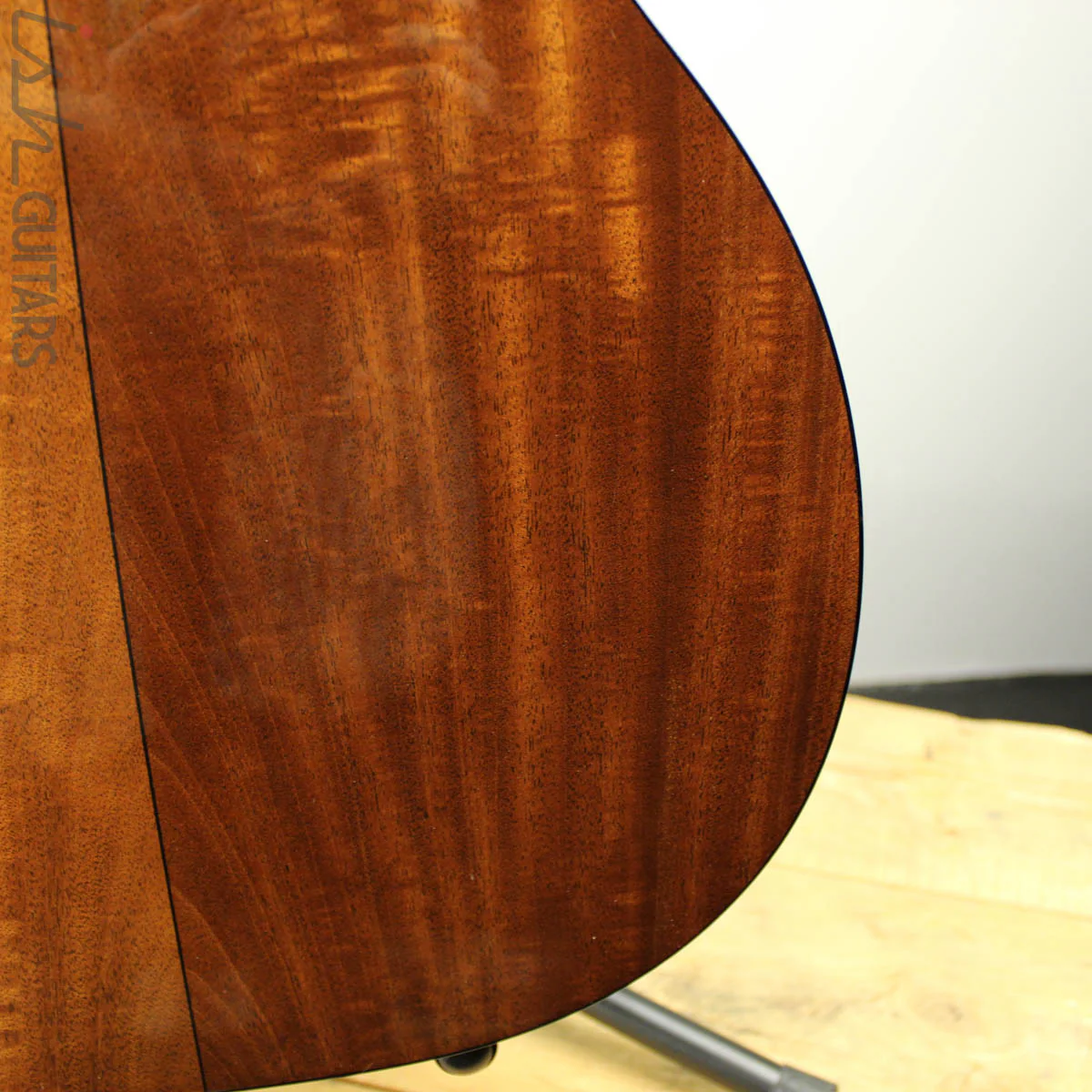 2019 Martin Custom Shop 00-17 12 Fret Flamed Mahogany Top (DEMO VIDEO) - Image 10