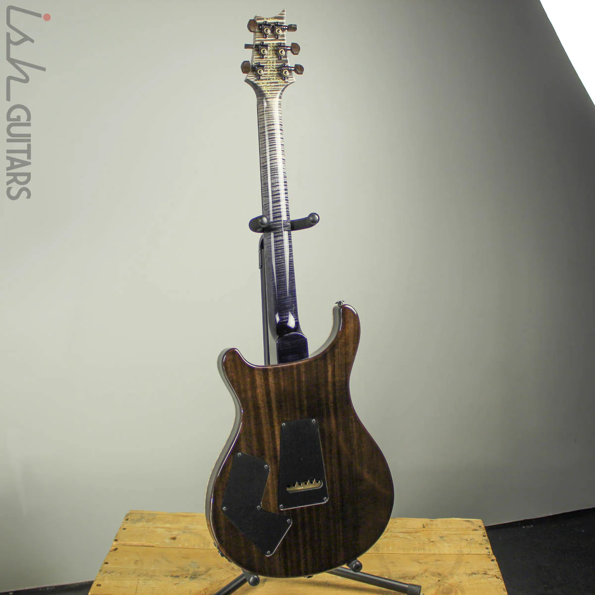 2019 PRS Modern Eagle V Private Stock Limited Frostbite Glow Smoked Purple Burst - Image 7