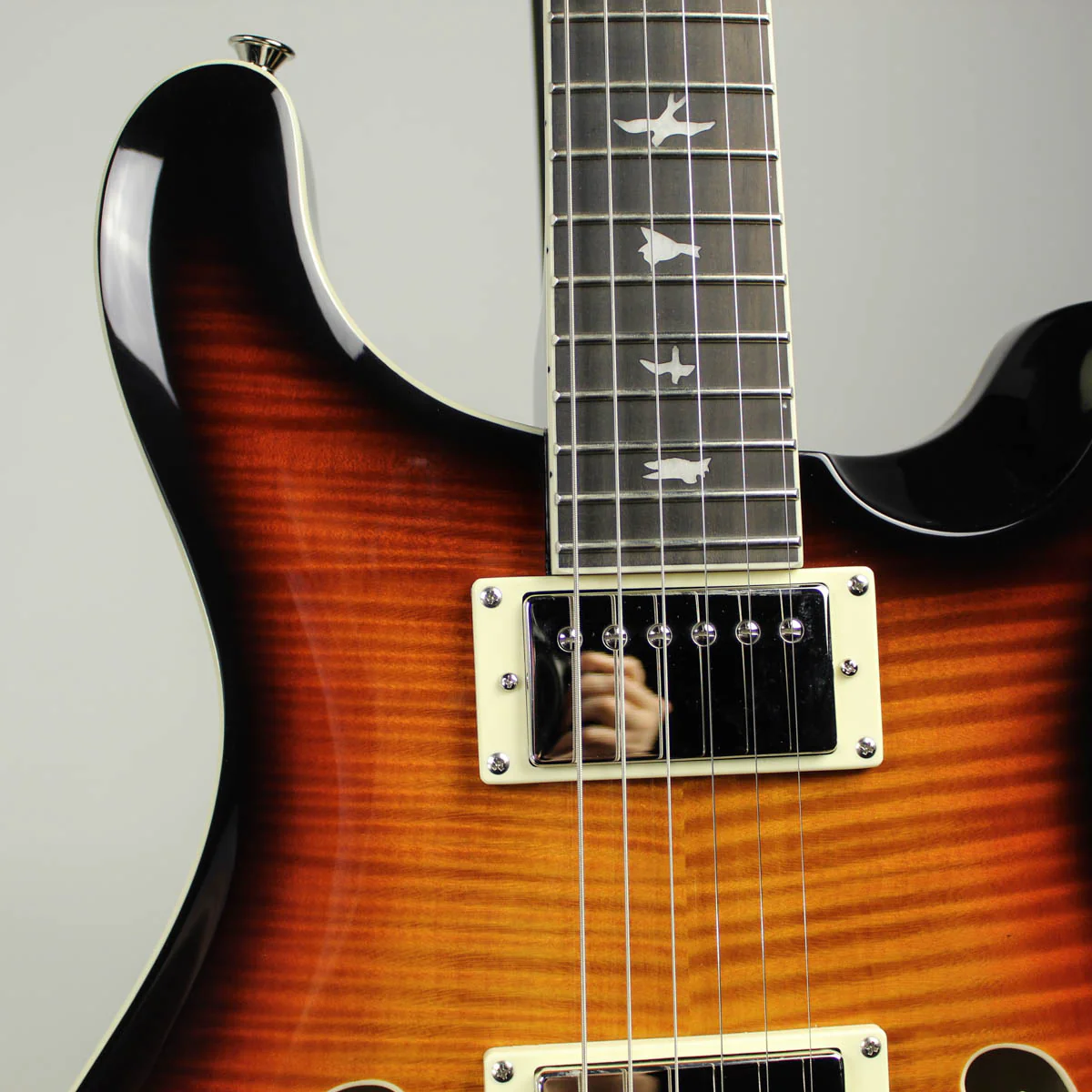 2020 PRS SE Hollowbody II Tricolor Sunburst - Image 3