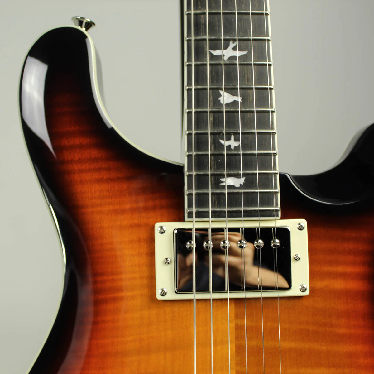 2020 PRS SE Hollowbody II Tricolor Sunburst - Image 3