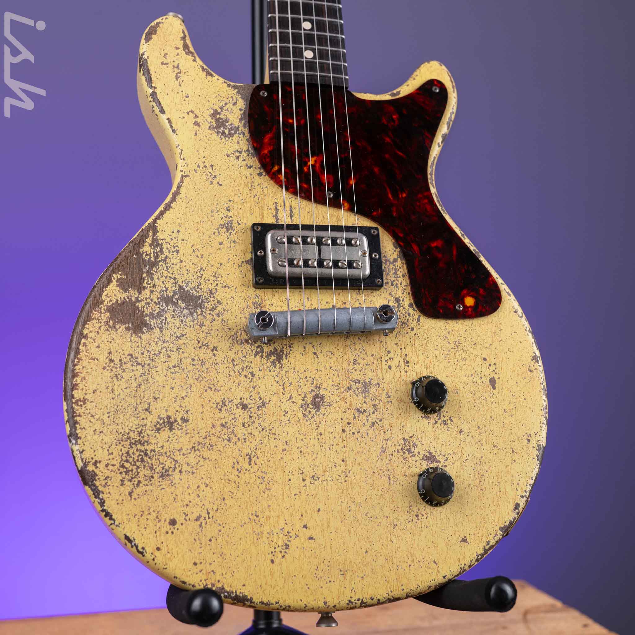 2020 Rock N Roll Relics Thunders DC Aged Yellow