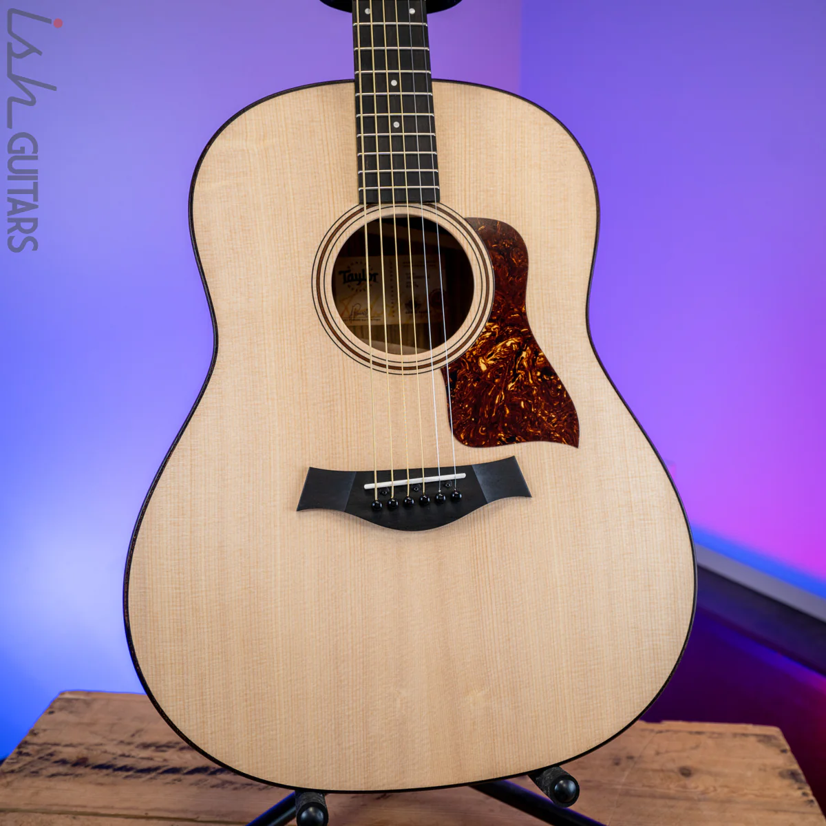 Taylor AD17e Ovangkol/Spruce