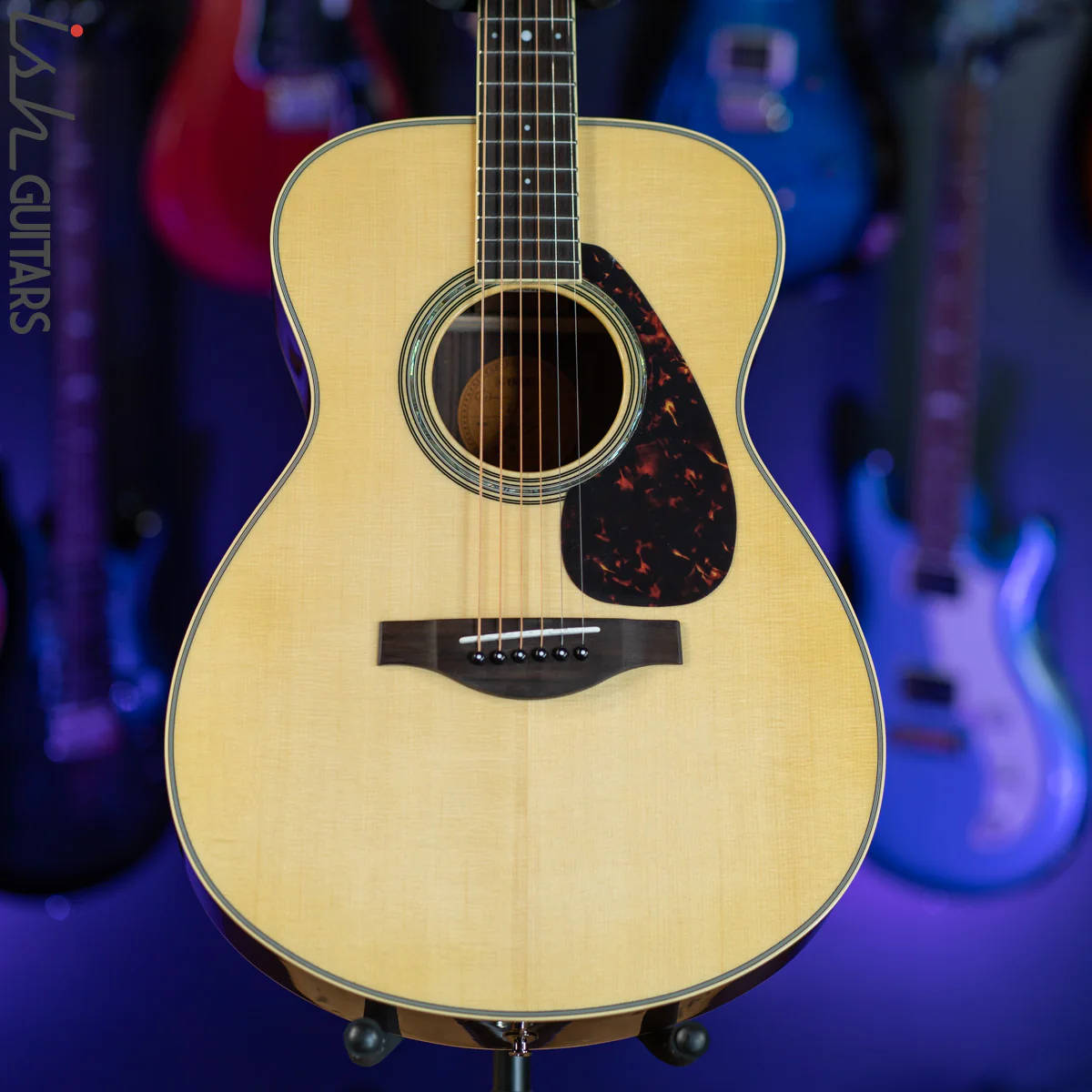2020 Yamaha LS6 Natural Spruce