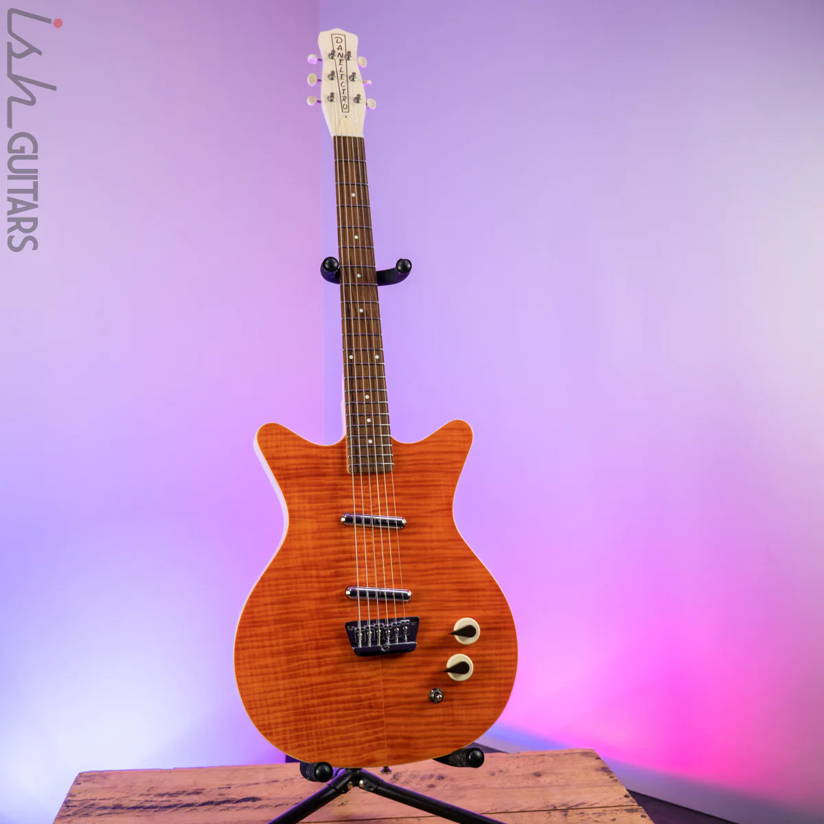 Danelectro '59 Divine Flame Maple - Image 2