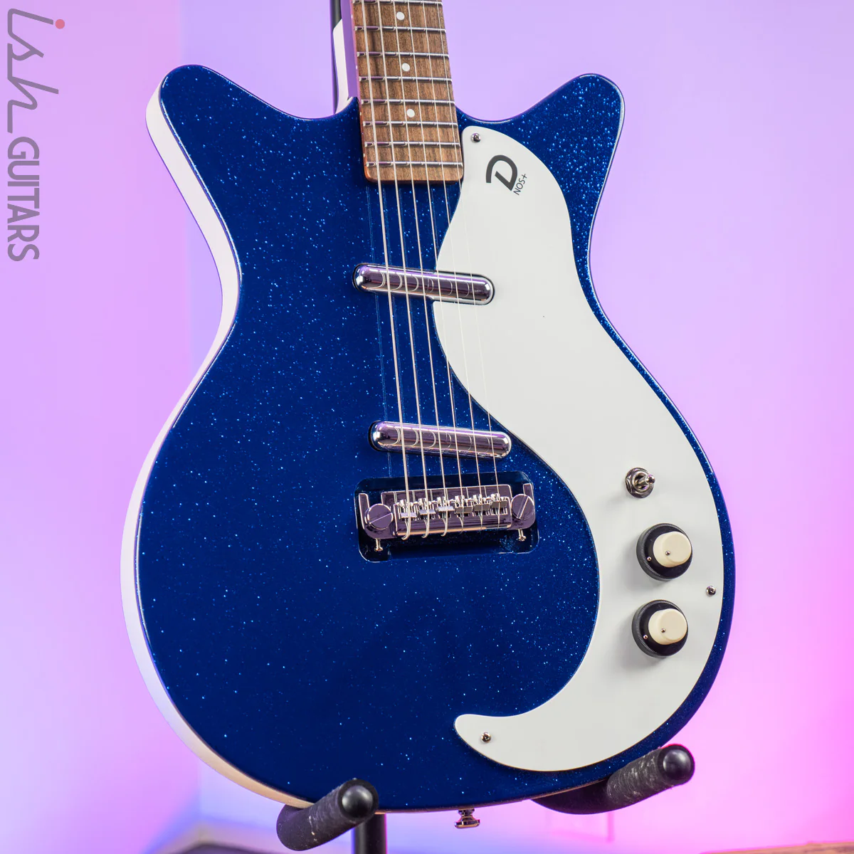 Danelectro '59M+ 60th Anniversary Blue Metal Flake