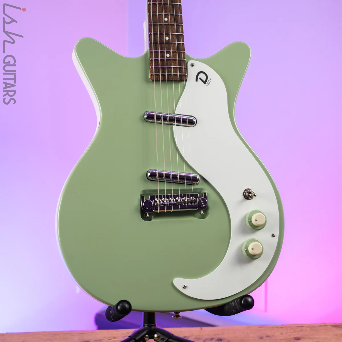 Danelectro '59M NOS+ Keen Green