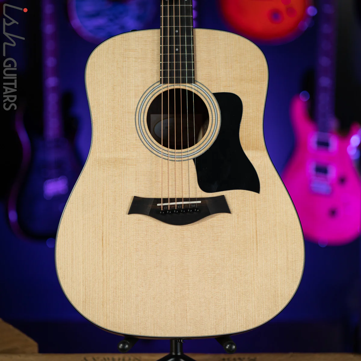 2021 Taylor 110e Dreadnought Natural Sitka