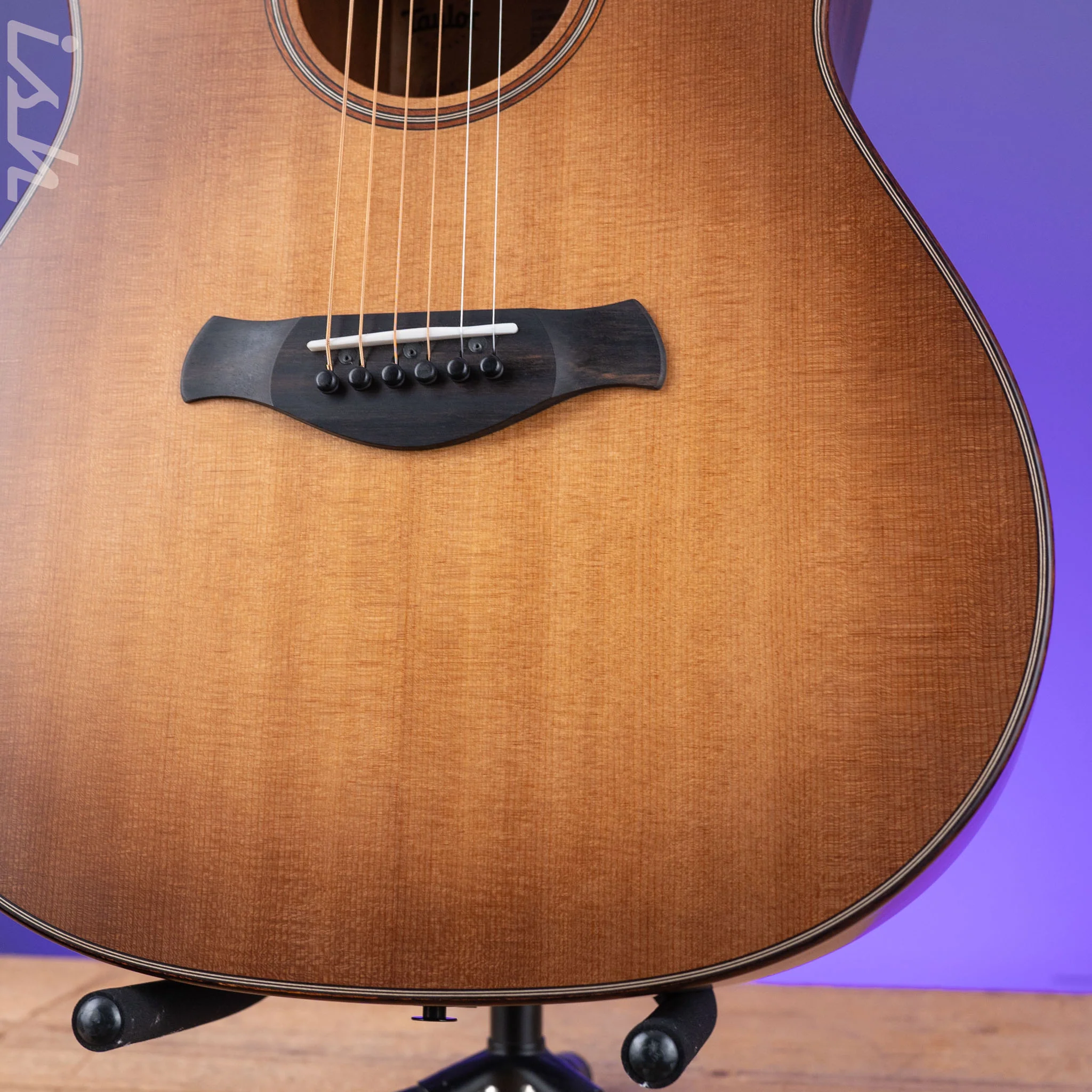 2021 Taylor Builder’s Edition 517e Acoustic Guitar Wild Honey Burst - Image 4