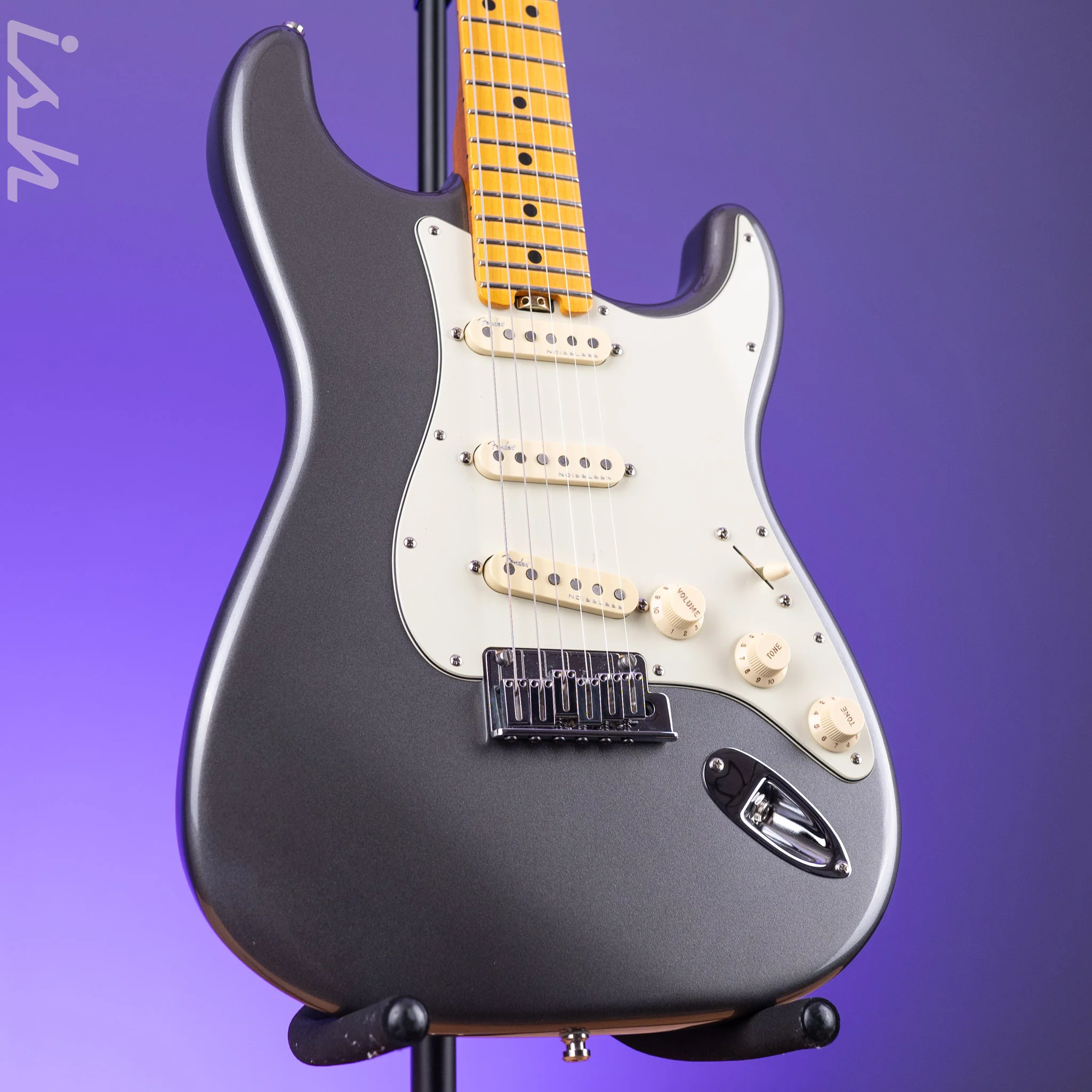 2022 Fender Elite Stratocaster NOS Custom Shop Pewter
