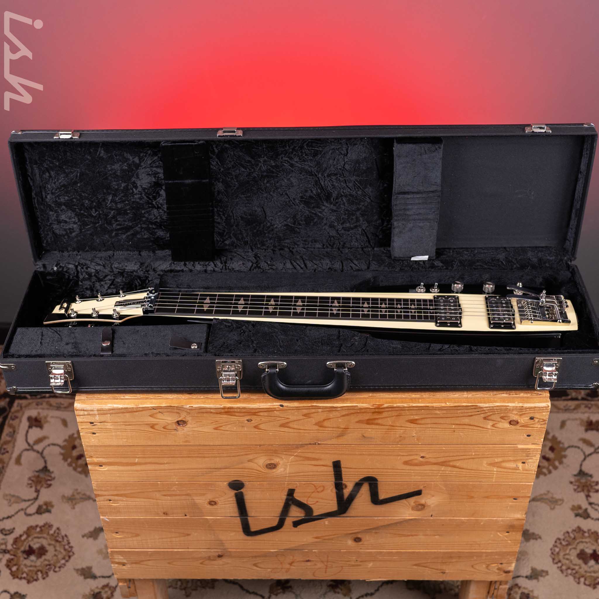 2023 Duesenberg Lapsteel Black/Ivory - Image 10
