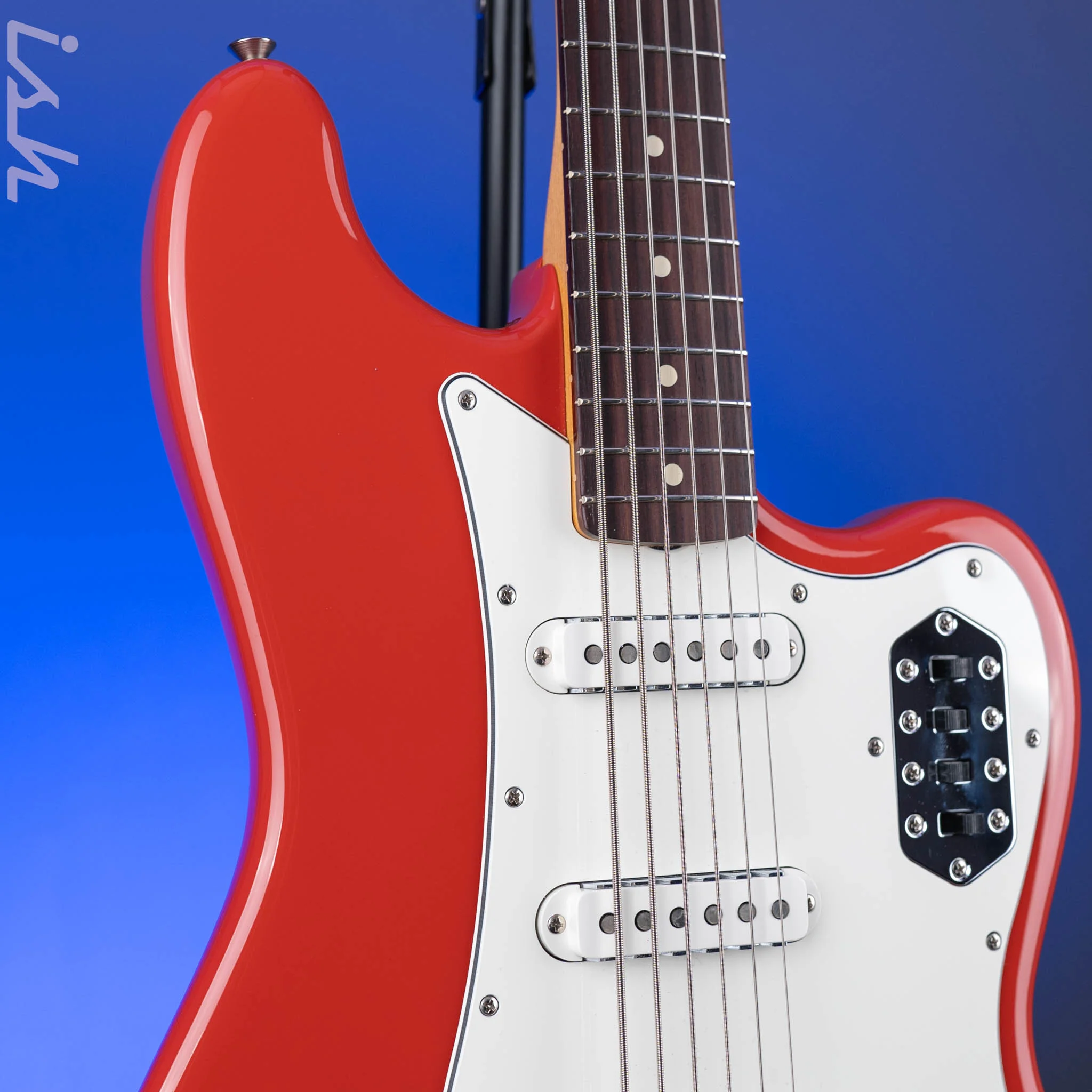 2023 Fender Bass VI Vintera Fiesta Red - Image 3