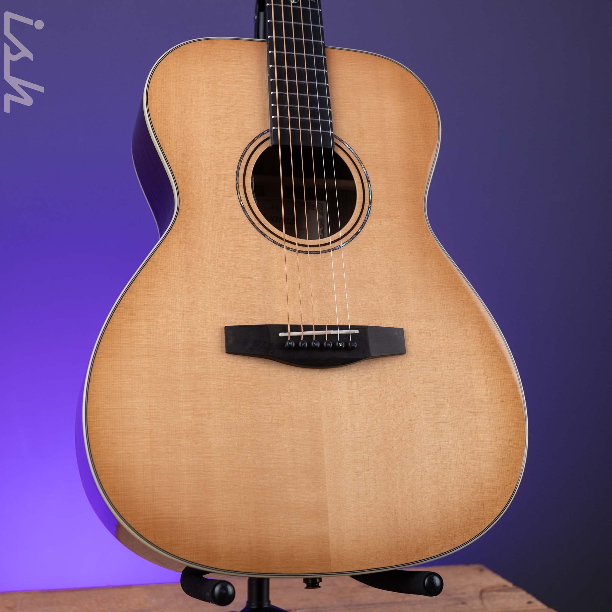 2024 Alvarez LF70e Laureate Series Acoustic-Electric Guitar