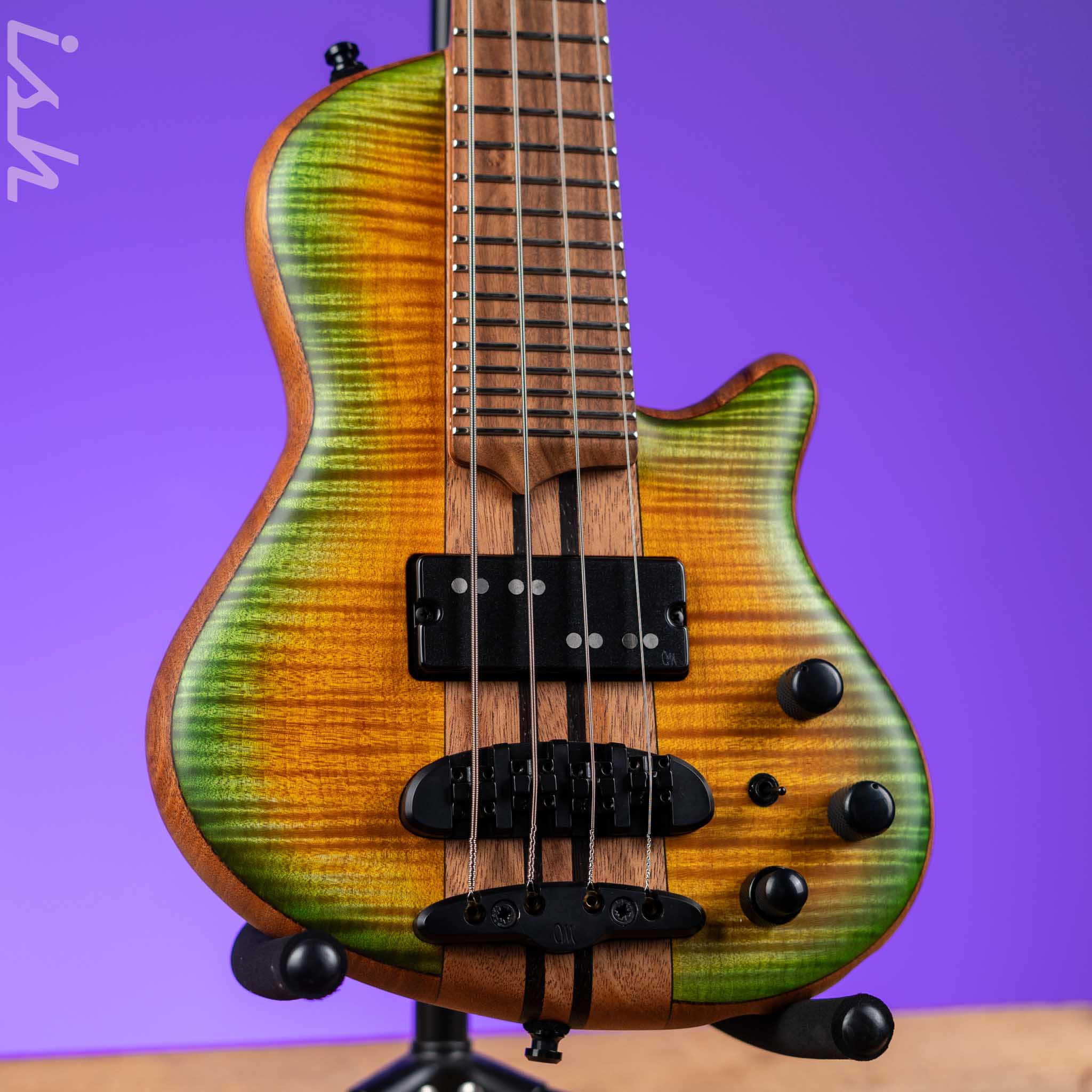 Mayones Cali 4 Bass Flamed Maple 3A Greenburst Matte NAMM 2024