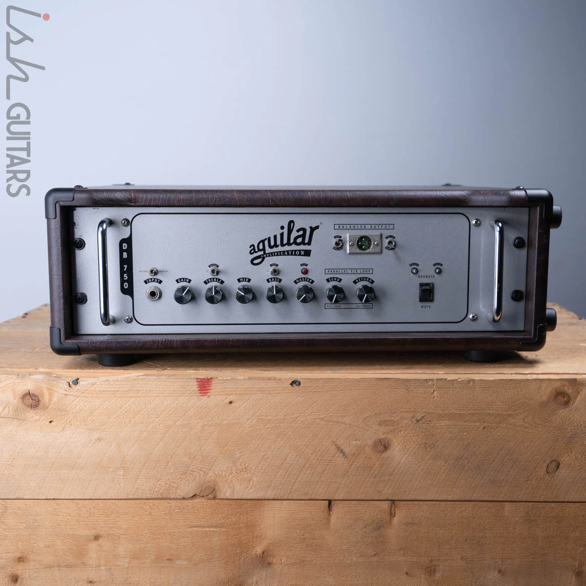Aguilar Amplification DB750 w/ Case!