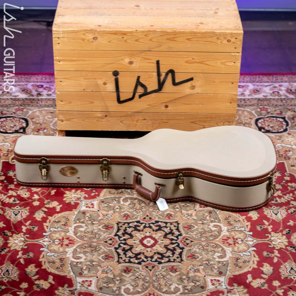Alvarez FYM70CE Yairi Grand Masterworks OM Acoustic-Electric Guitar Natural Demo - Image 13