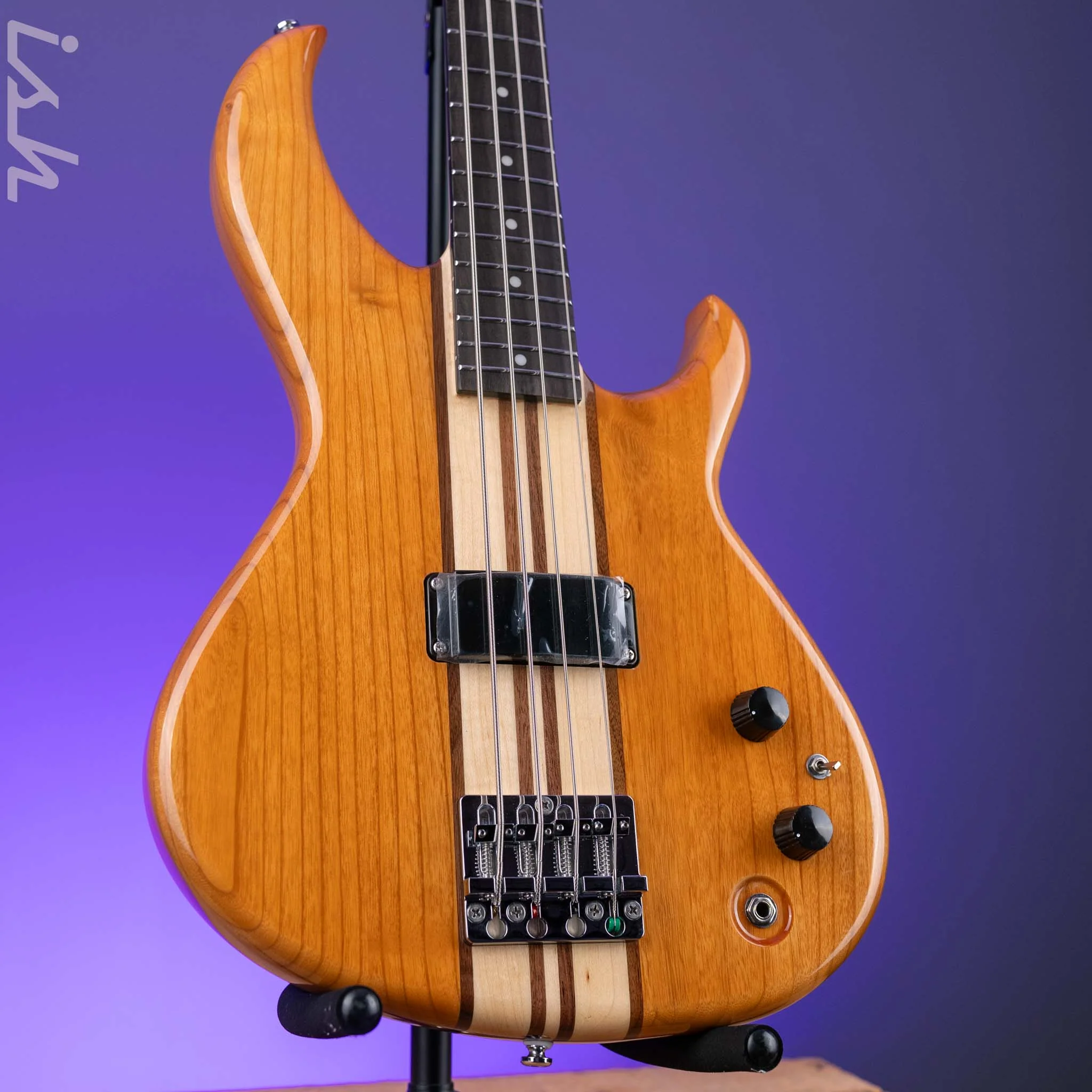 Aria Pro II SB-700 Oak
